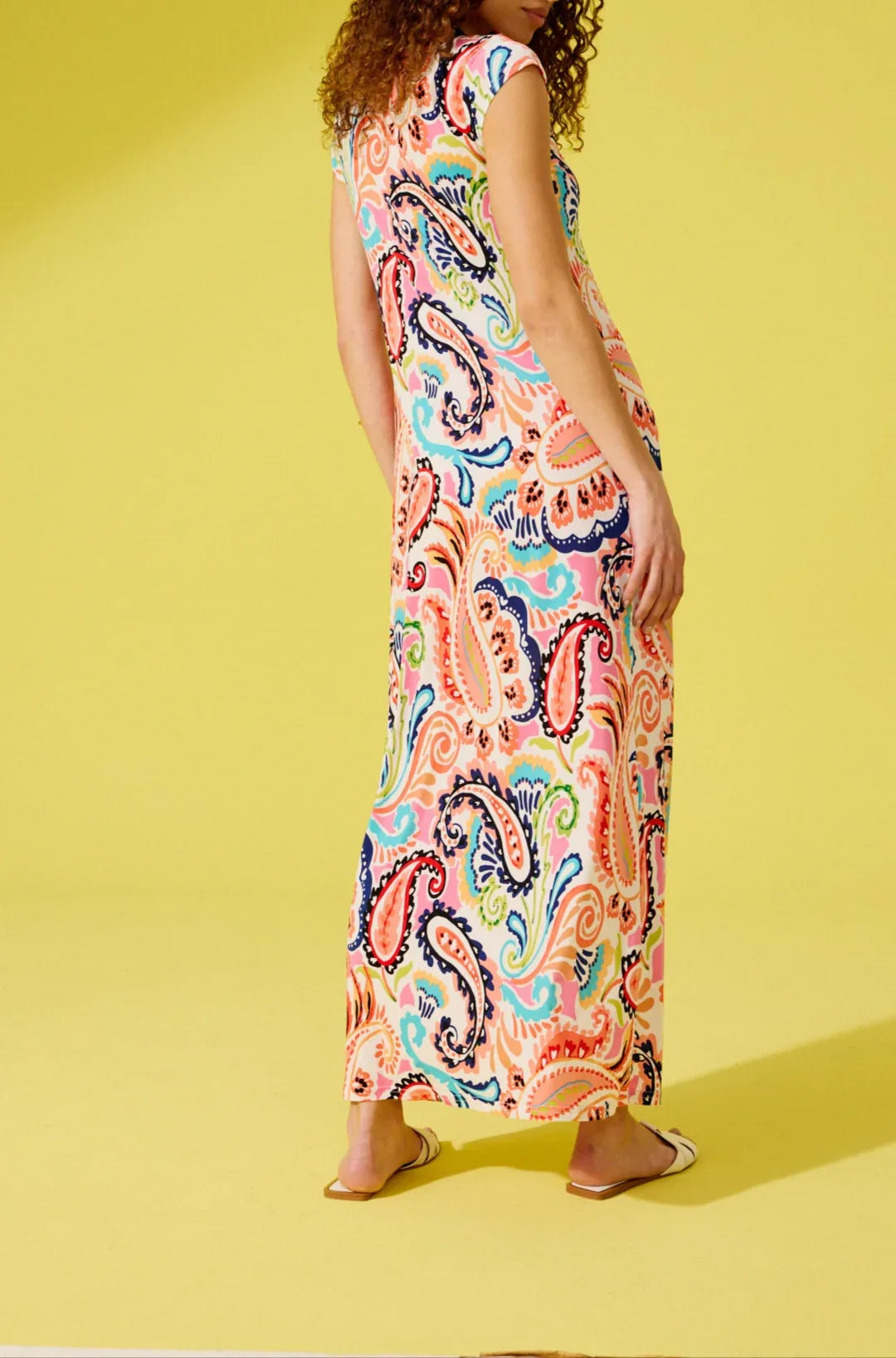 Langes Kleid mit Muster von dem Hamburger Modelabel stegmann mode