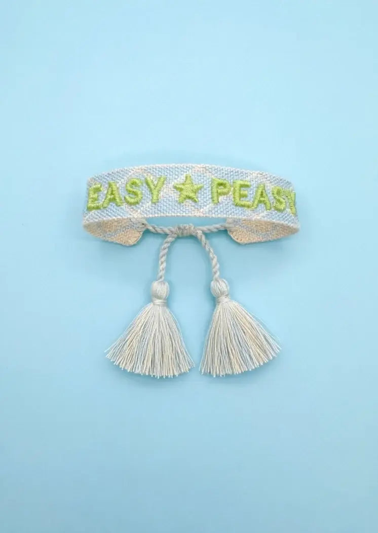 Gewebtes Armband mit Statement "Easy peasy" vom Hamburger Modelabel stegmann mode