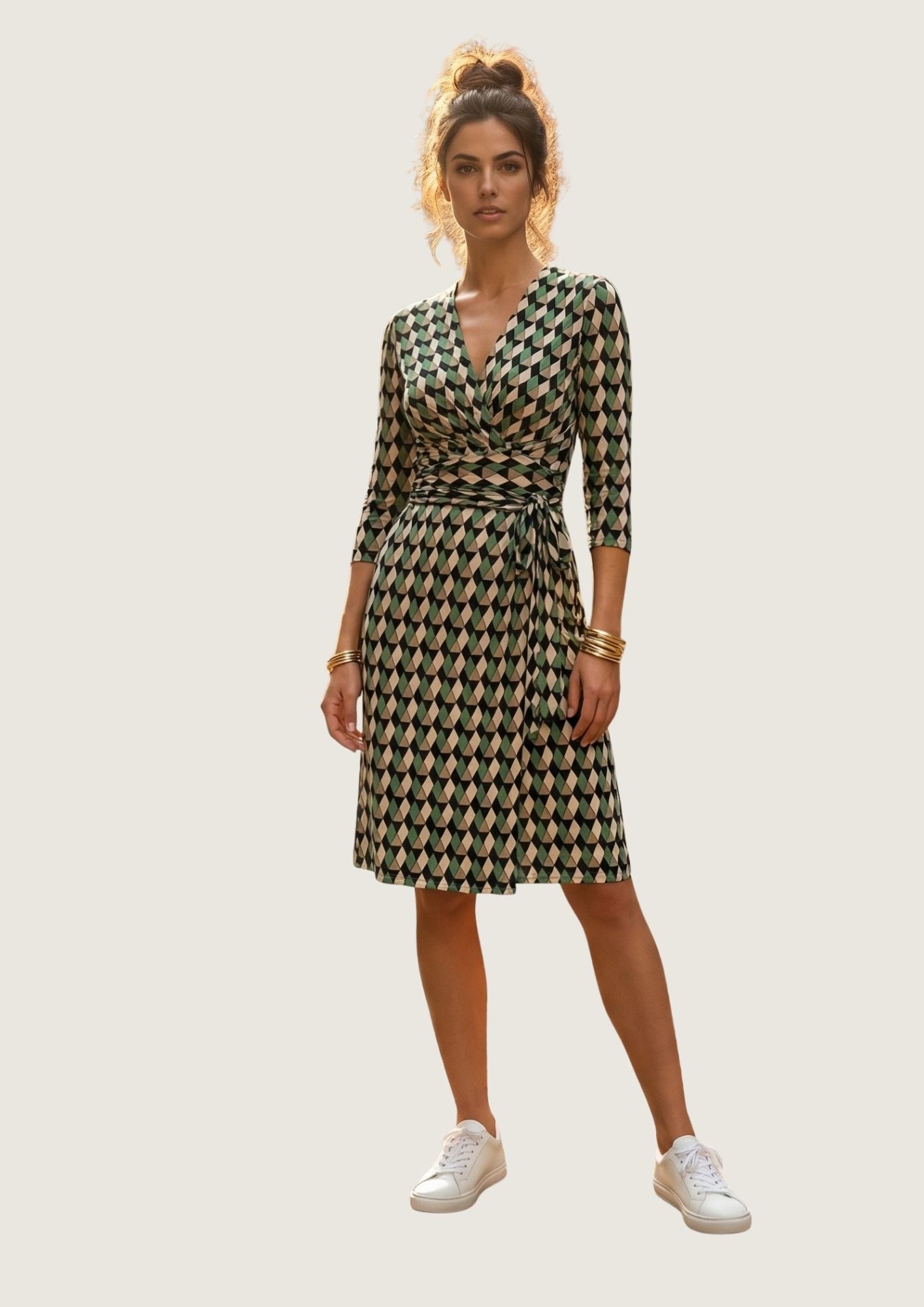 KI Modell im Studio im Kleid Alexa im Print Kaleidoscope vom Hamburger Modelabel stegmann mode