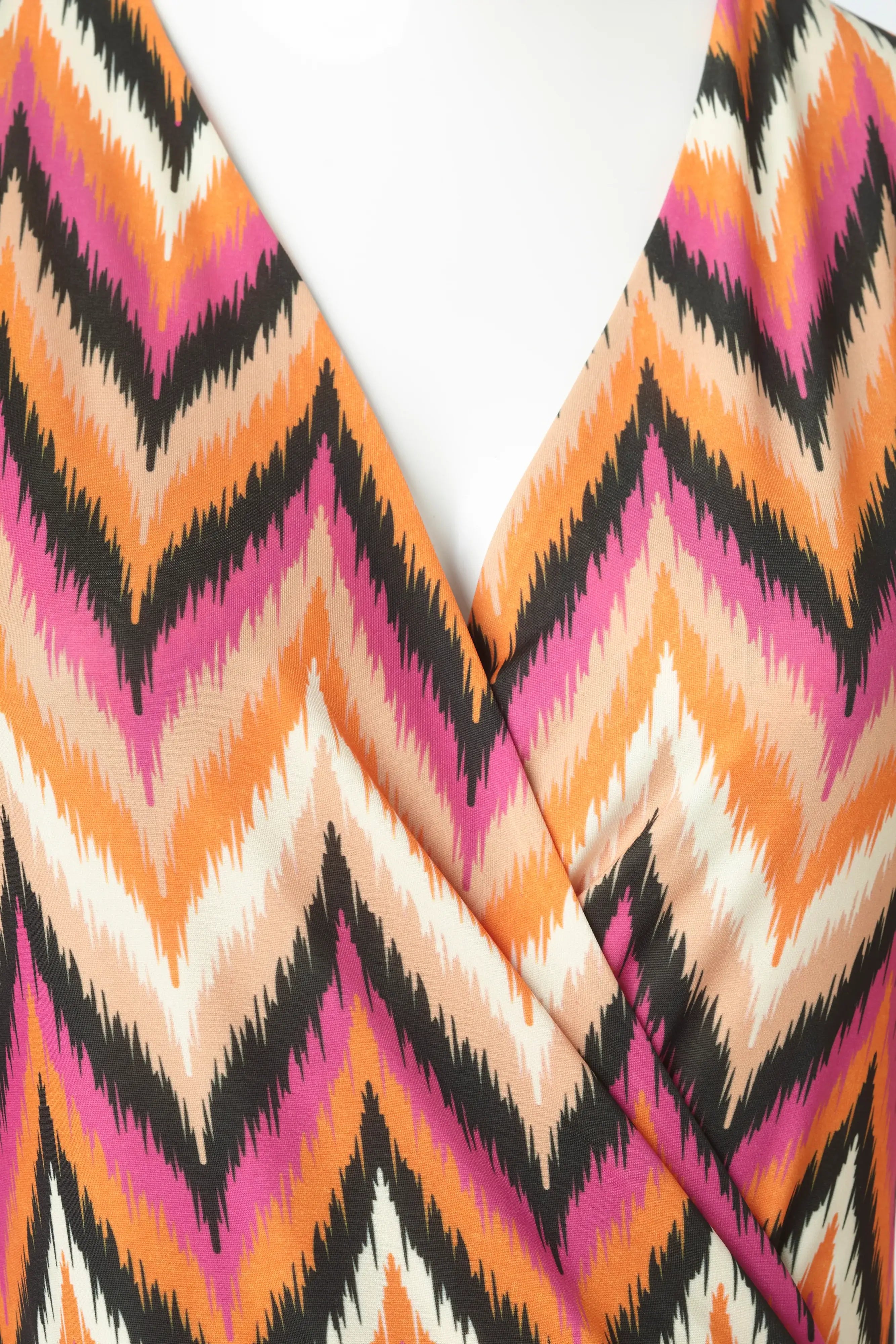 Kleid mit Muster von dem Hamburger Modelabel stegmann mode