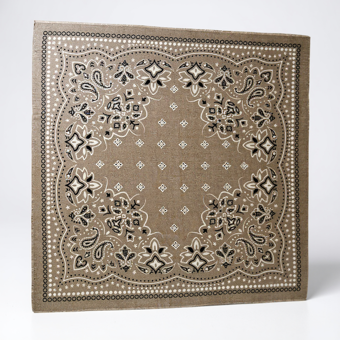 Produktfoto vom Tuch Flauschbandana im Farbmuster Sand vom Hamburger Modelabel stegmann mode