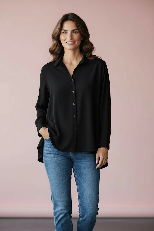 Produktfoto der Bluse Milly in Schwarz vom Hamburger Modelabel stegmann mode