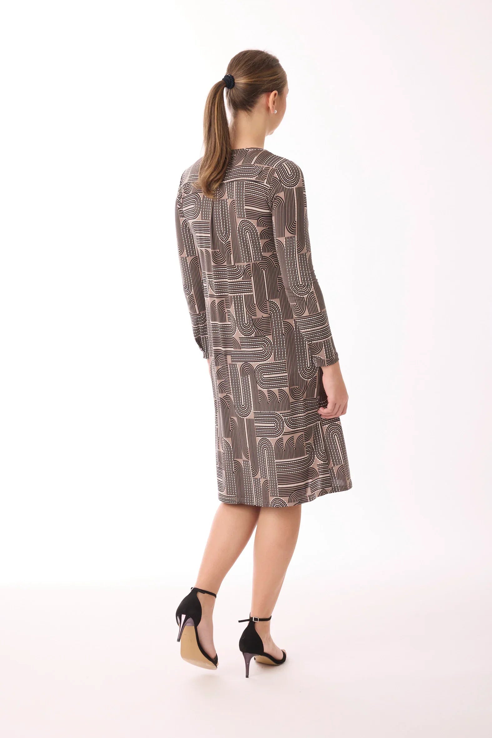 Kleid mit Muster von dem Hamburger Modelabel stegmann mode