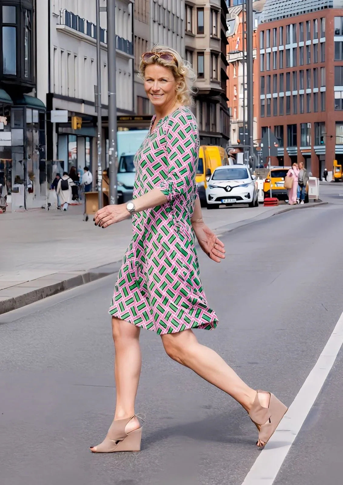 Kleid mit Muster von dem Hamburger Modelabel stegmann mode