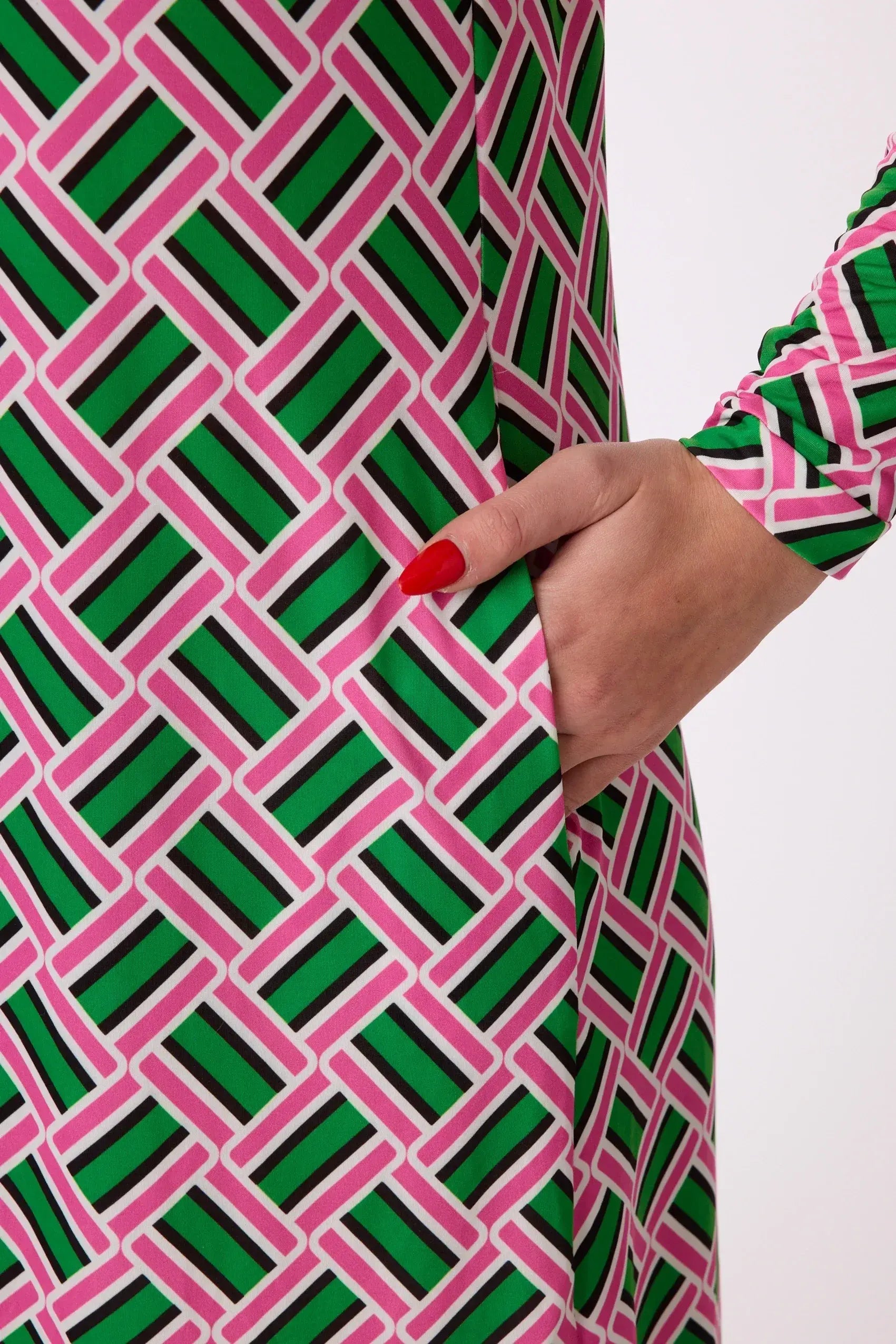 Kleid mit Muster von dem Hamburger Modelabel stegmann mode
