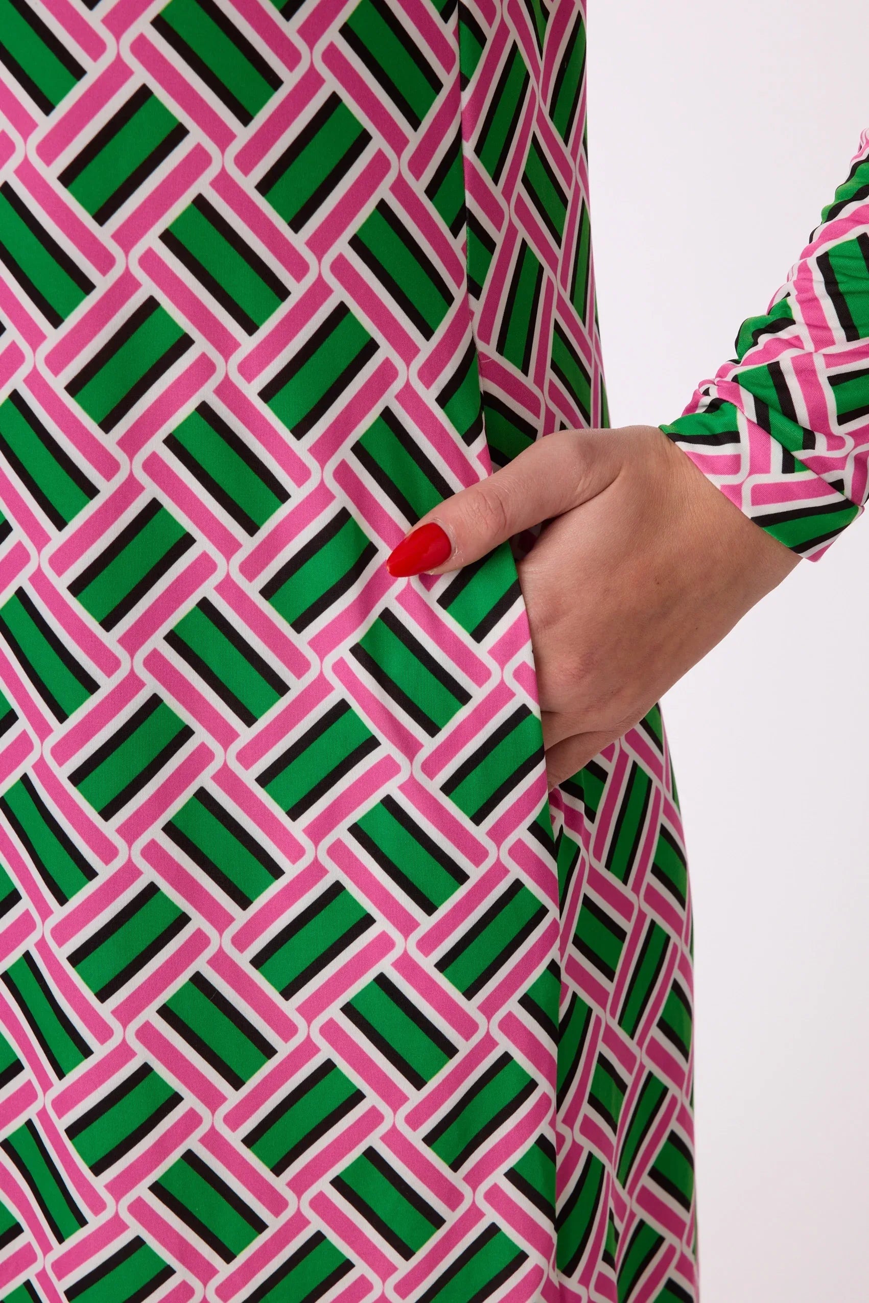 Kleid mit Muster von dem Hamburger Modelabel stegmann mode