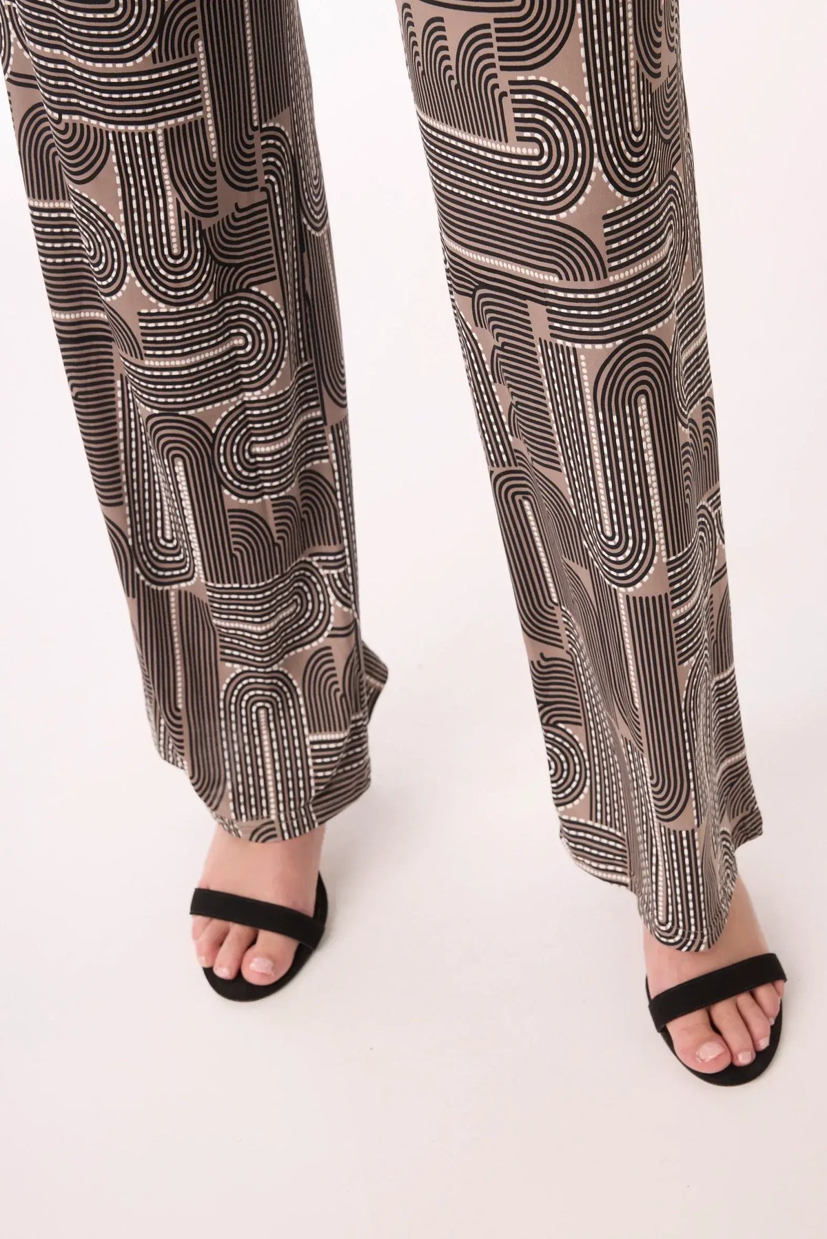 Jumpsuit mit Muster von dem Hamburger Modelabel stegmann mode