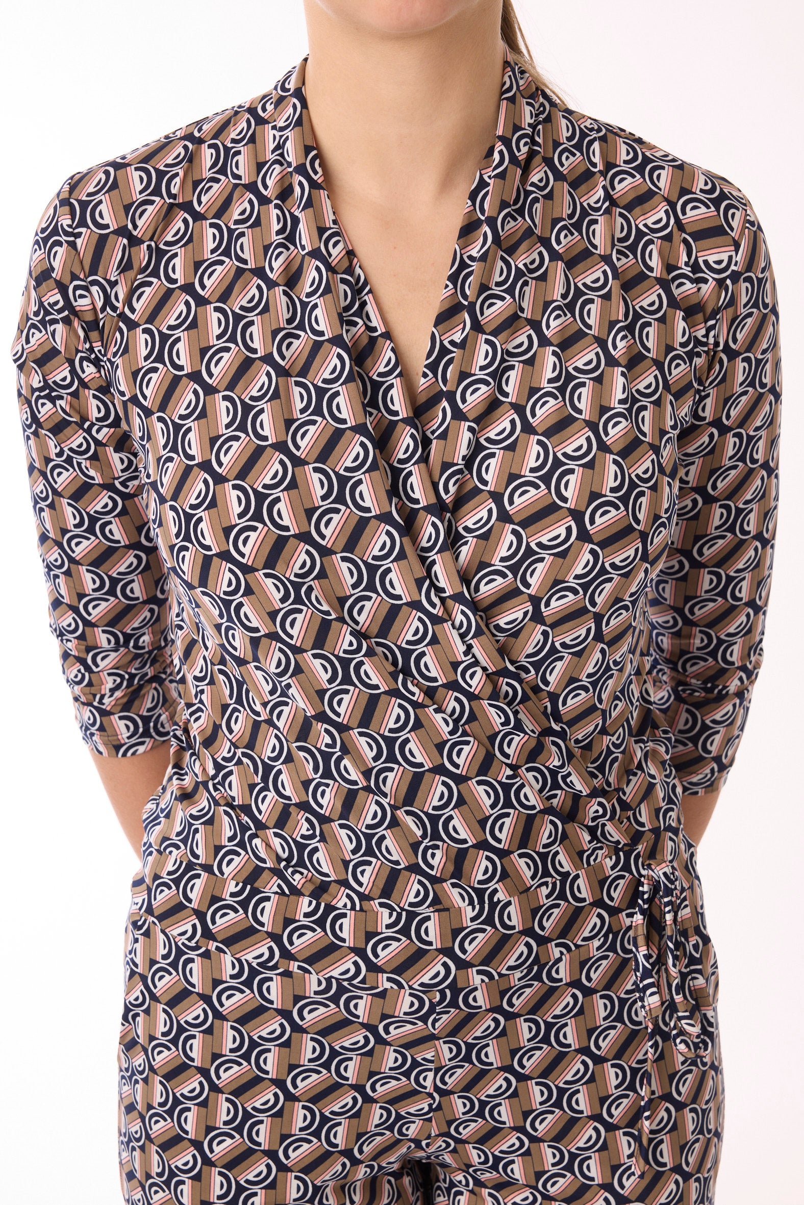 Jumpsuit mit Muster von dem Hamburger Modelabel stegmann mode