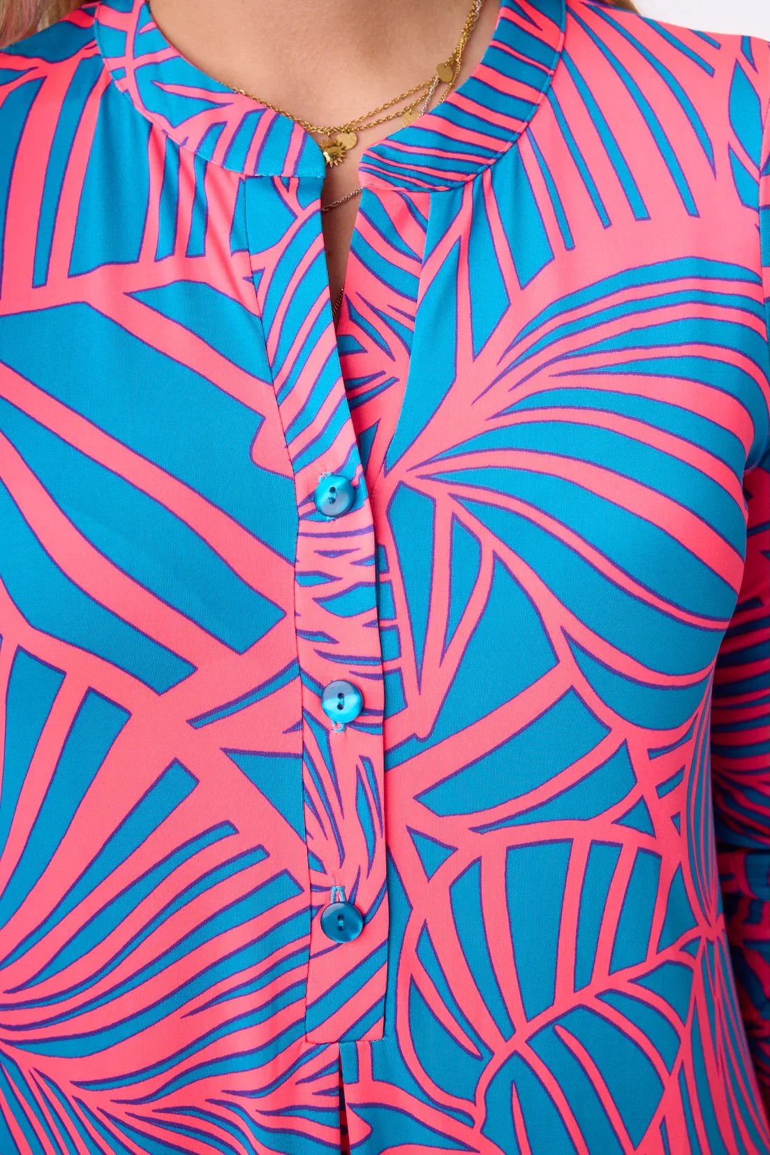 Kurzes Sommerkleid Caroline im Muster Neon Leaf vom Hamburger Modelabel stegmann mode