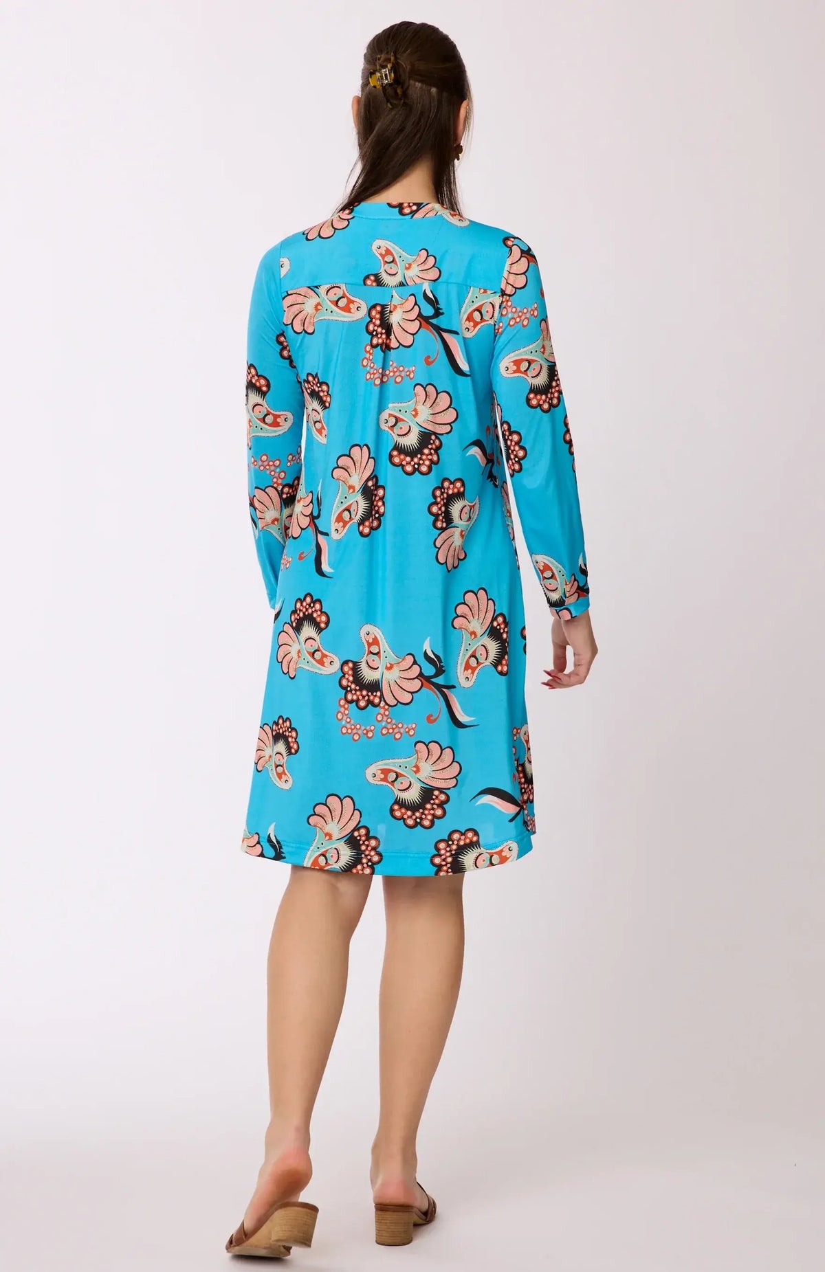 Kleid mit Knopfleiste und Muster von dem Hamburger Modelabel stegmann mode