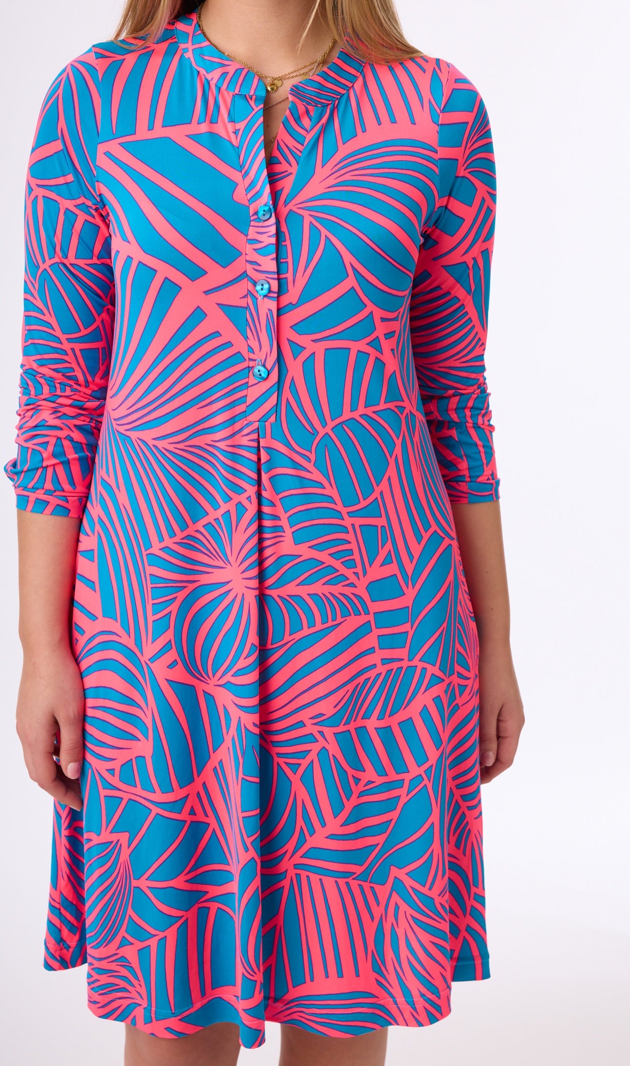 Kurzes Sommerkleid Caroline im Muster Neon Leaf vom Hamburger Modelabel stegmann mode