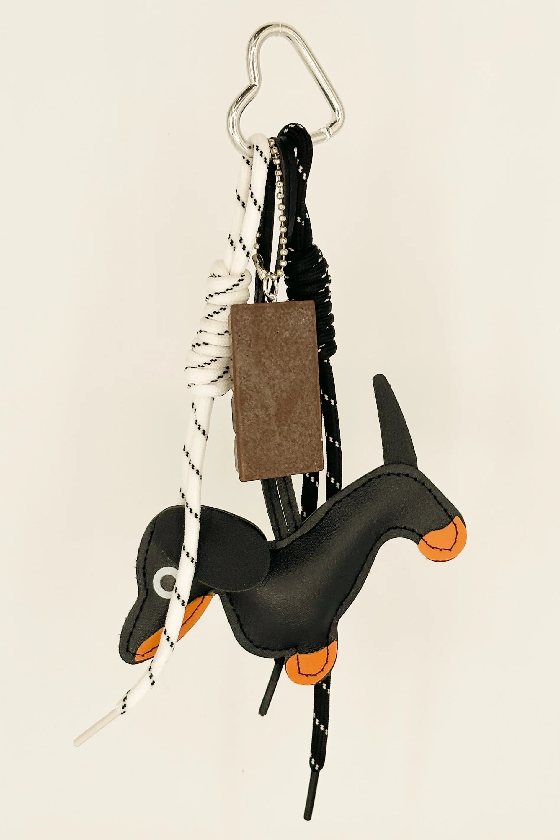 Taschenanhänger mit unterschiedlichen Design vom Hamburger Modelabel stegmann mode