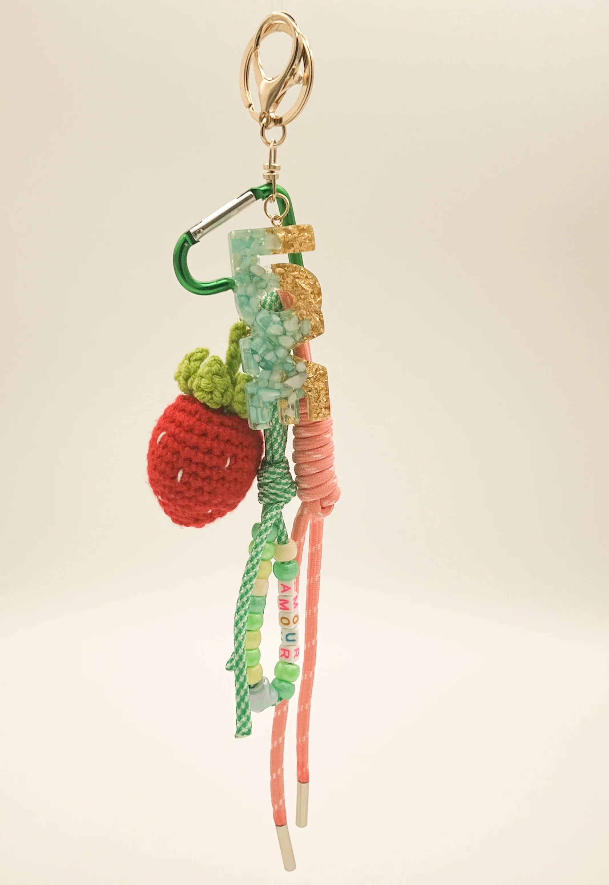 Taschenanhänger mit unterschiedlichen Design vom Hamburger Modelabel stegmann mode