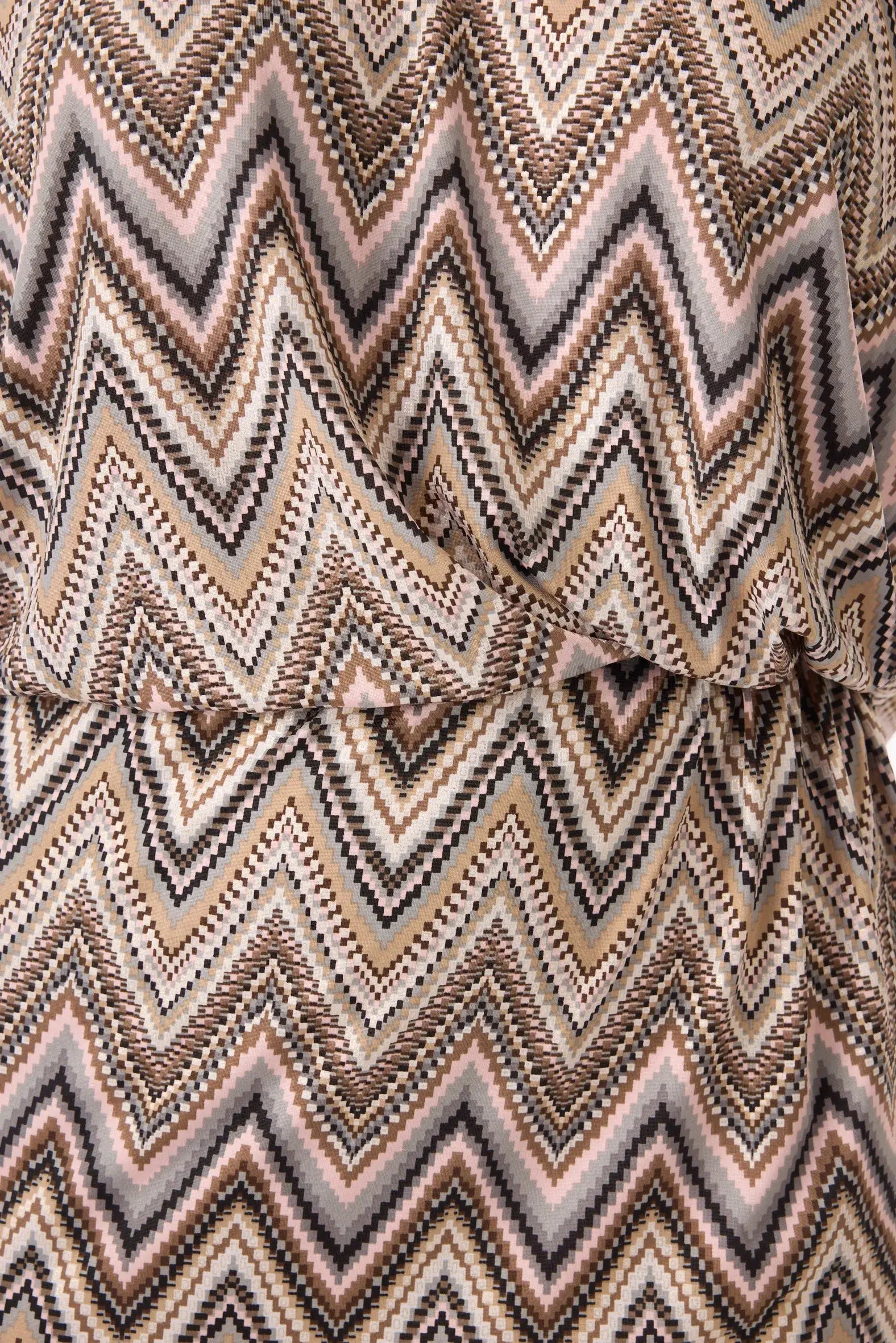 Kleid mit Muster von dem Hamburger Modelabel stegmann mode