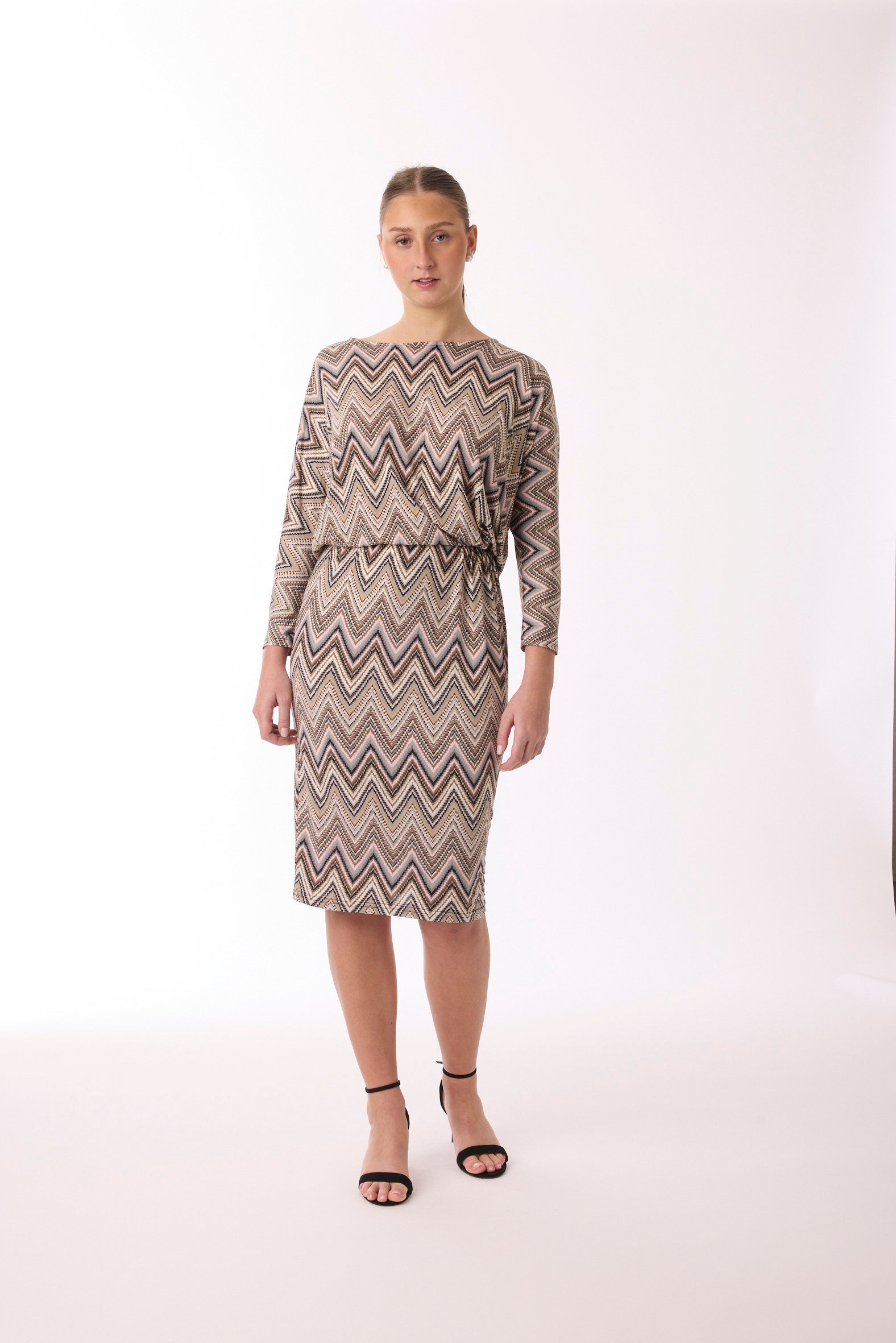 Kleid mit Muster von dem Hamburger Modelabel stegmann mode