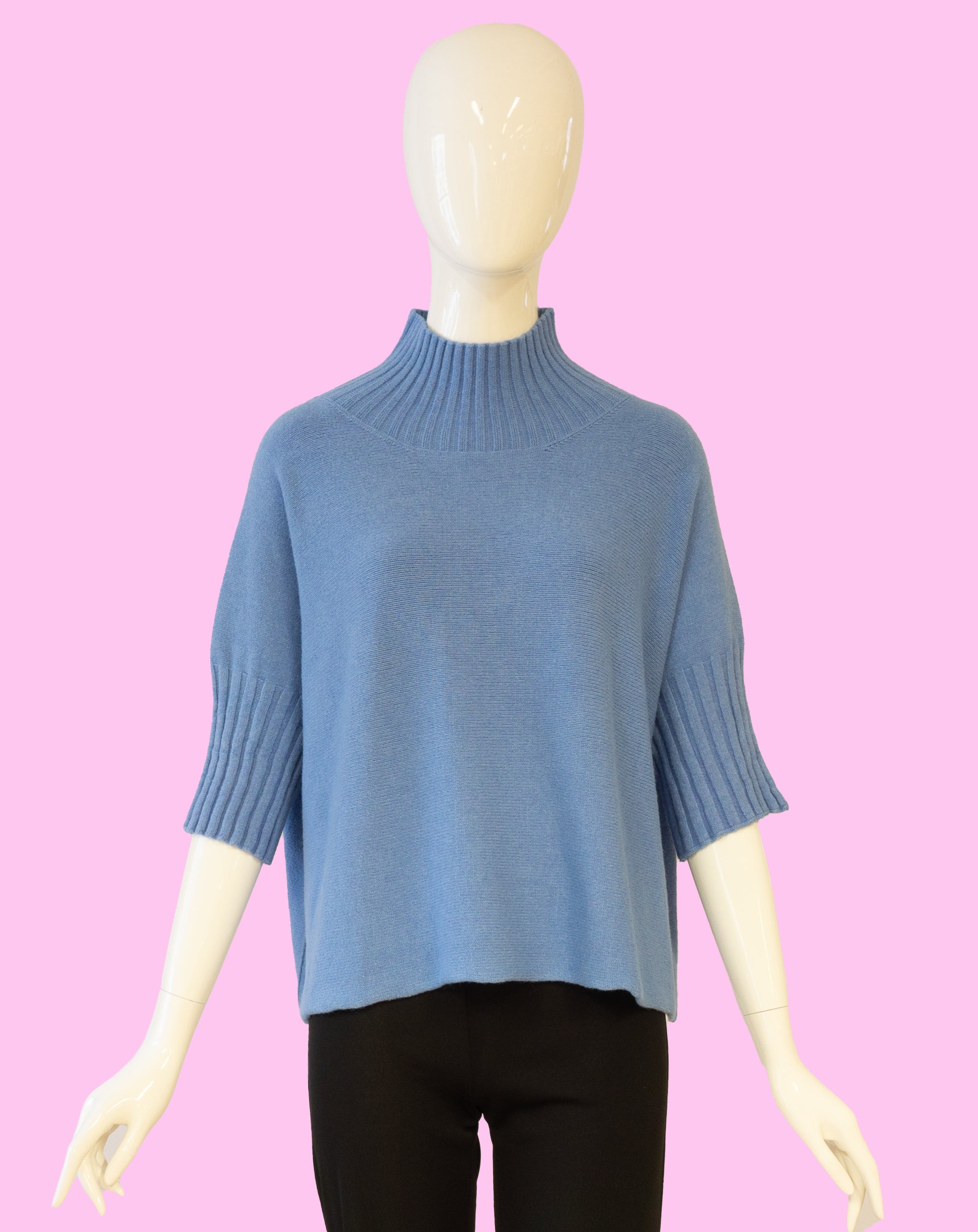 Pullover in Kastenform vom Hamburger Modelabel stegmann mode