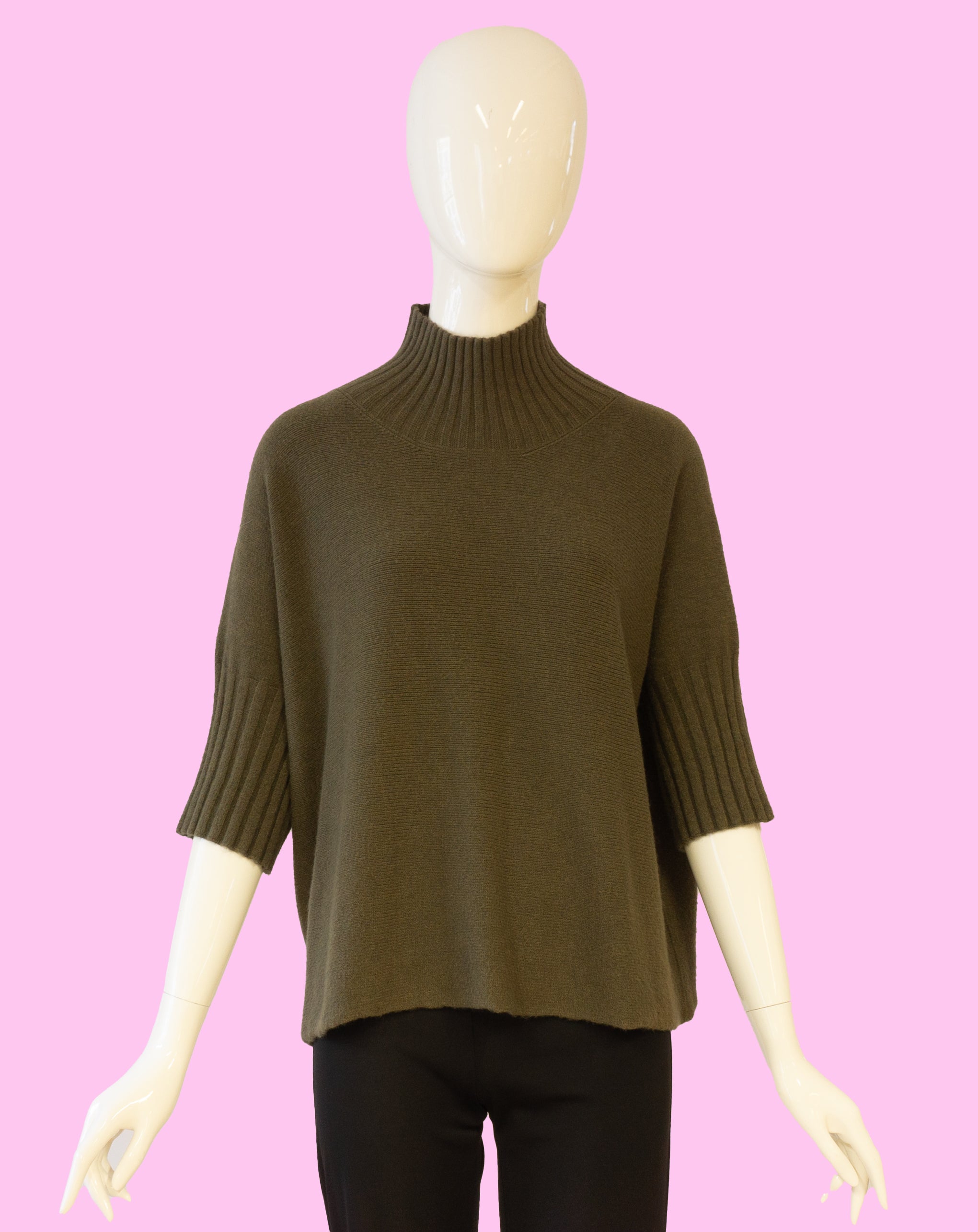 Pullover in Kastenform vom Hamburger Modelabel stegmann mode