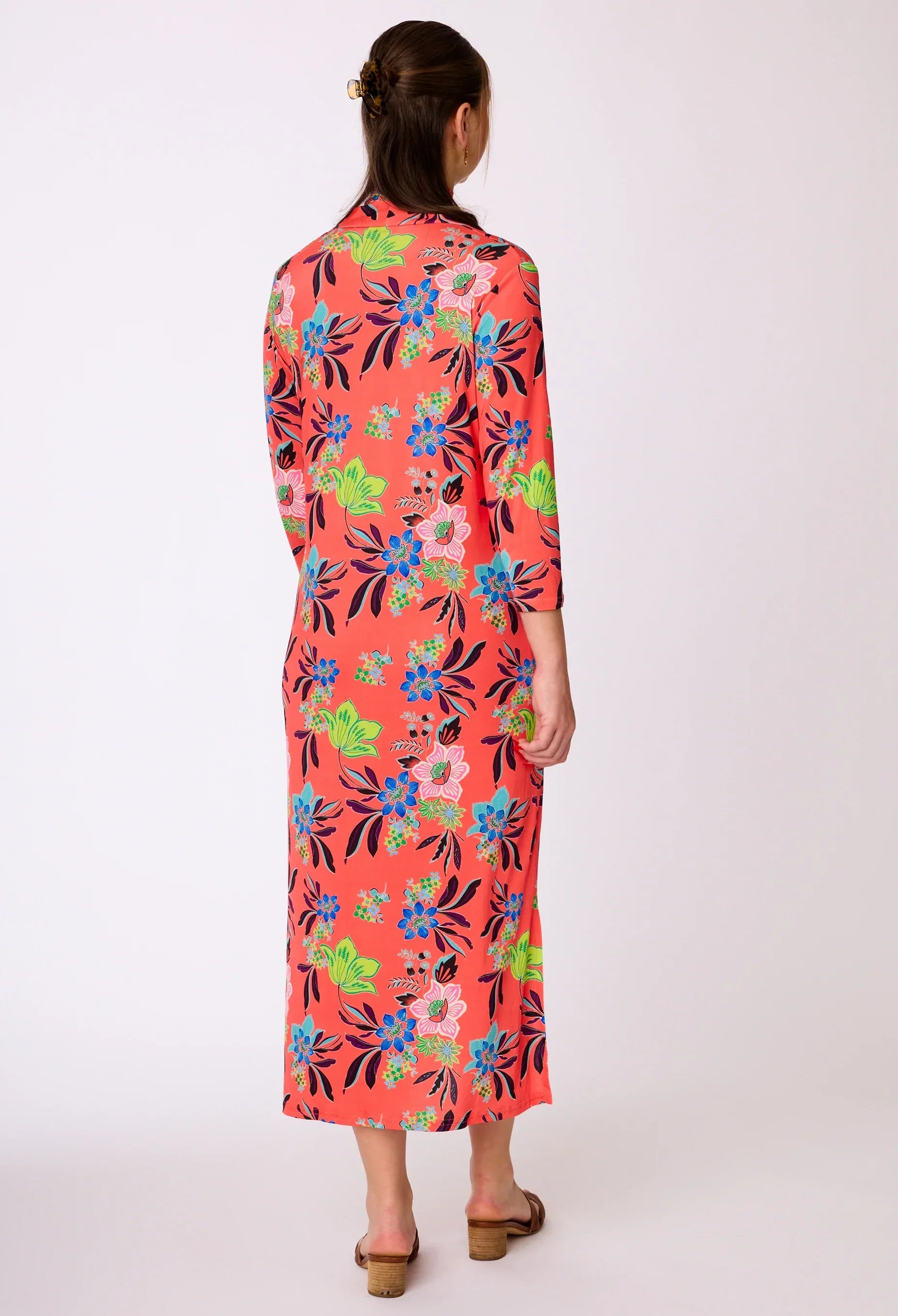 Midikleid mit Muster von dem Hamburger Modelabel stegmann mode