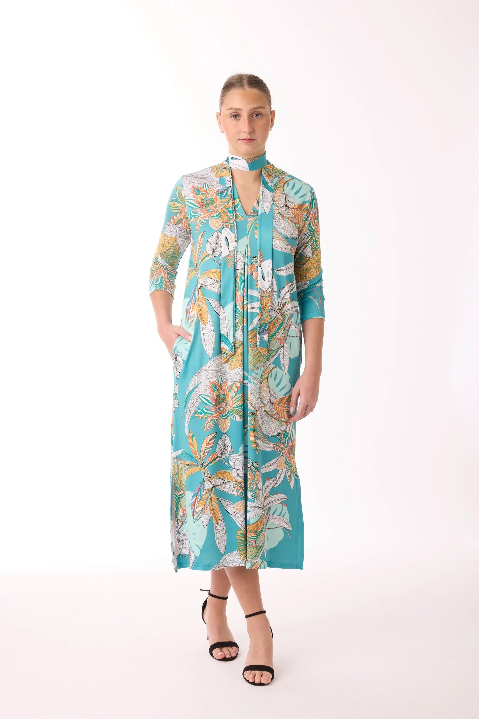 Midikleid mit Muster von dem Hamburger Modelabel stegmann mode