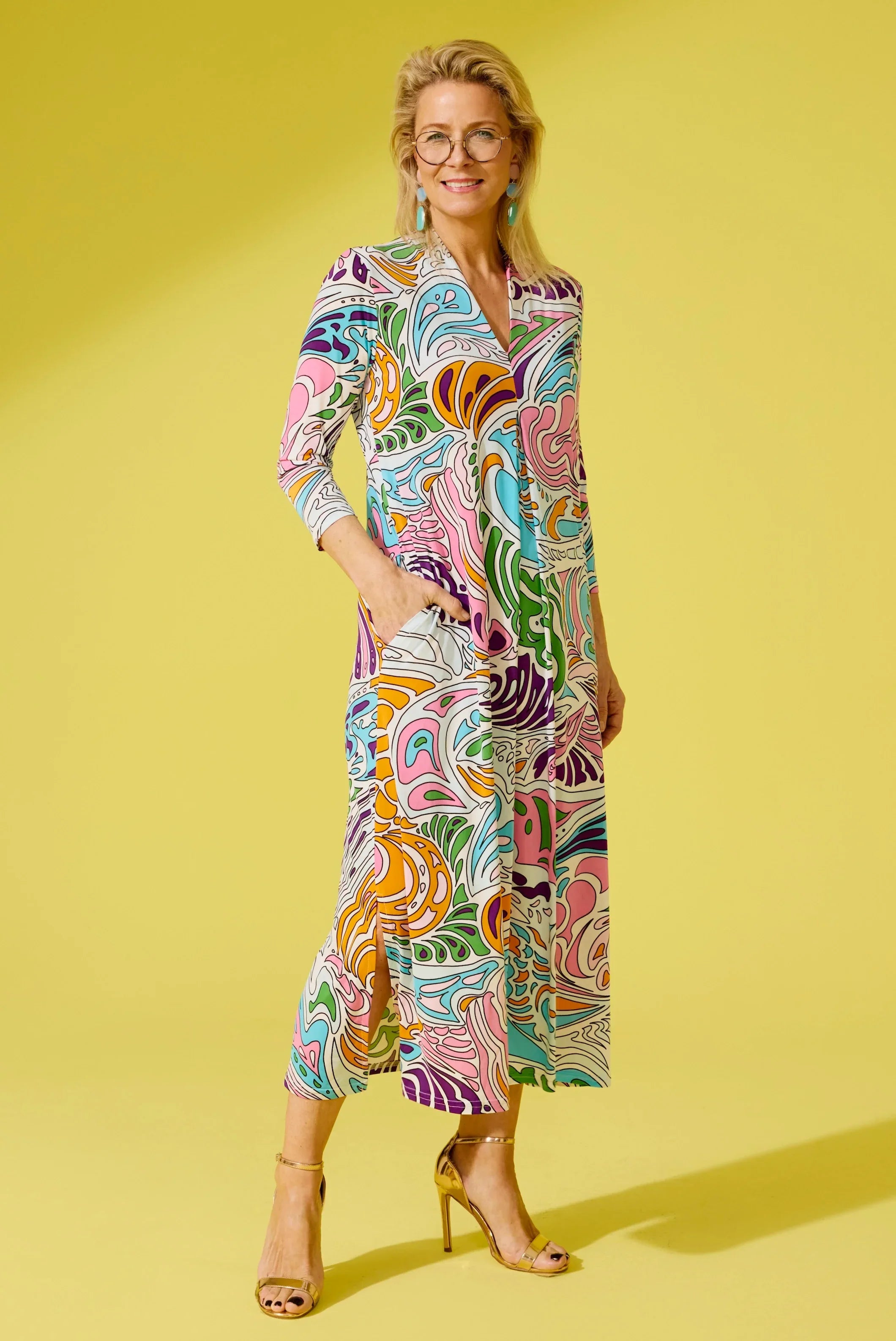 Midikleid mit Muster von dem Hamburger Modelabel stegmann mode