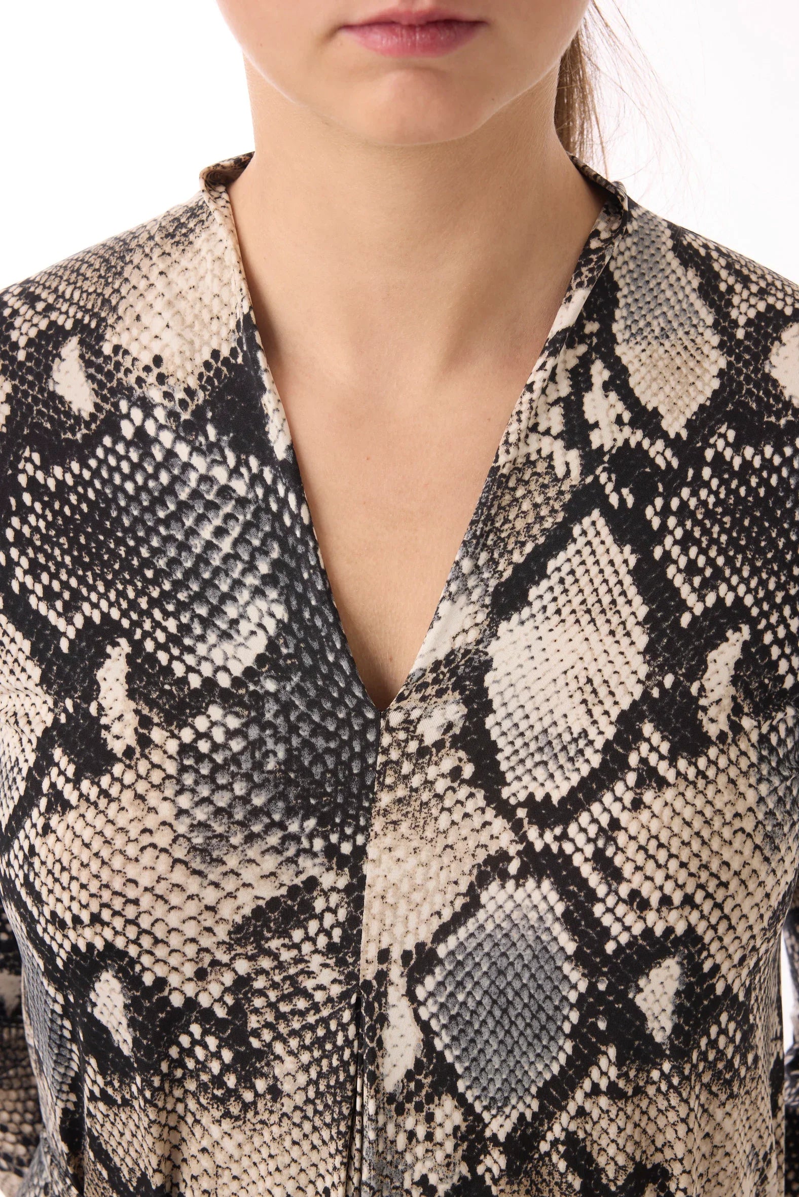 Midikleid mit Muster von dem Hamburger Modelabel stegmann mode