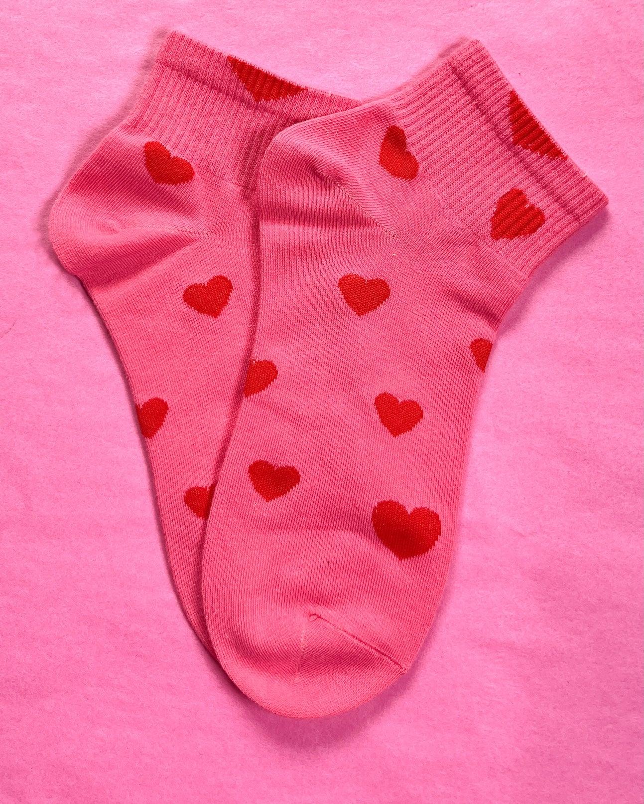 Pinke Socken mit Herzen vom Hamburger Modelabel stegmann mode