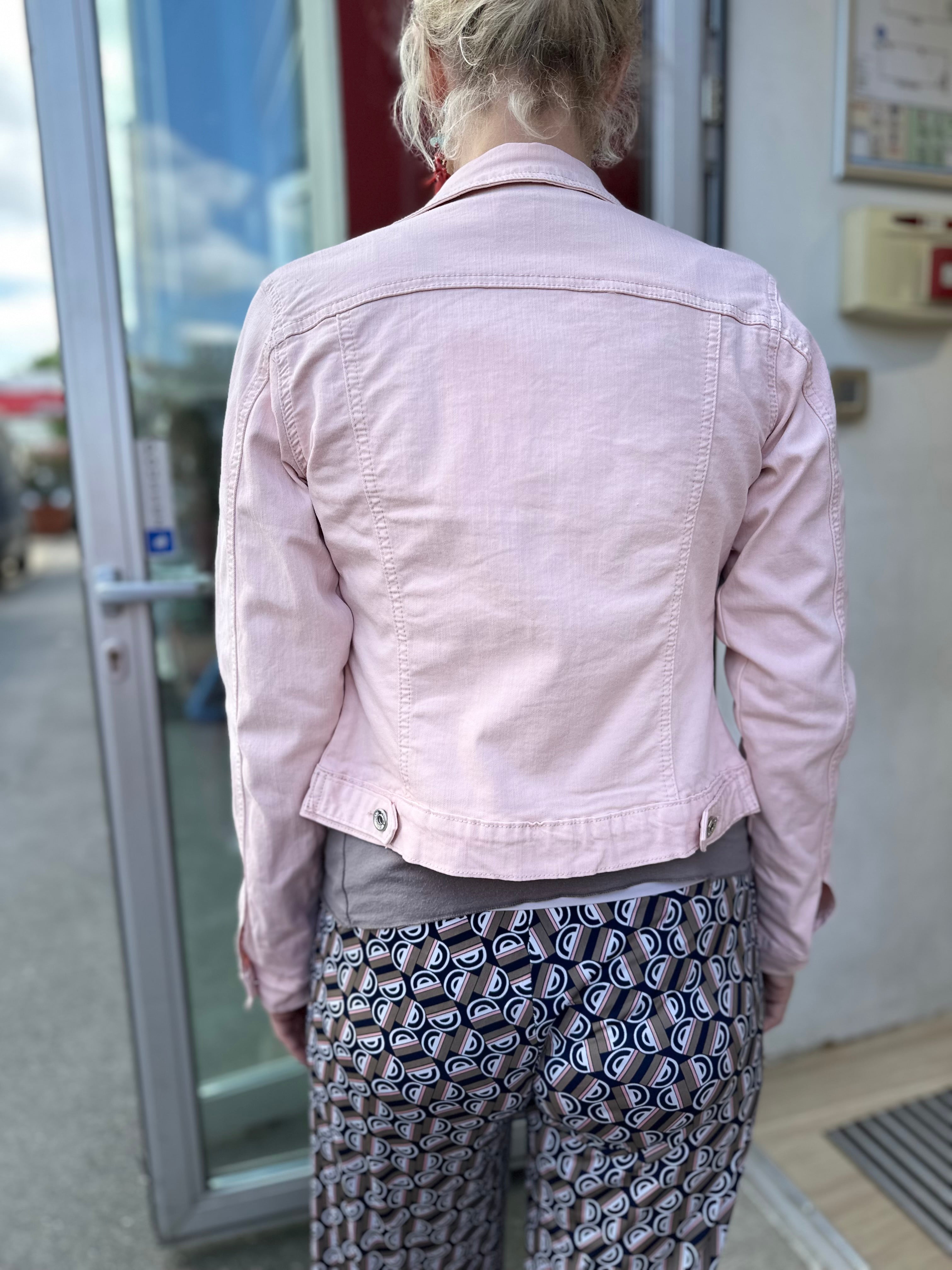 Jeansjacke Camille in 5 Farben vom Hamburger Modelabel stegmann mode