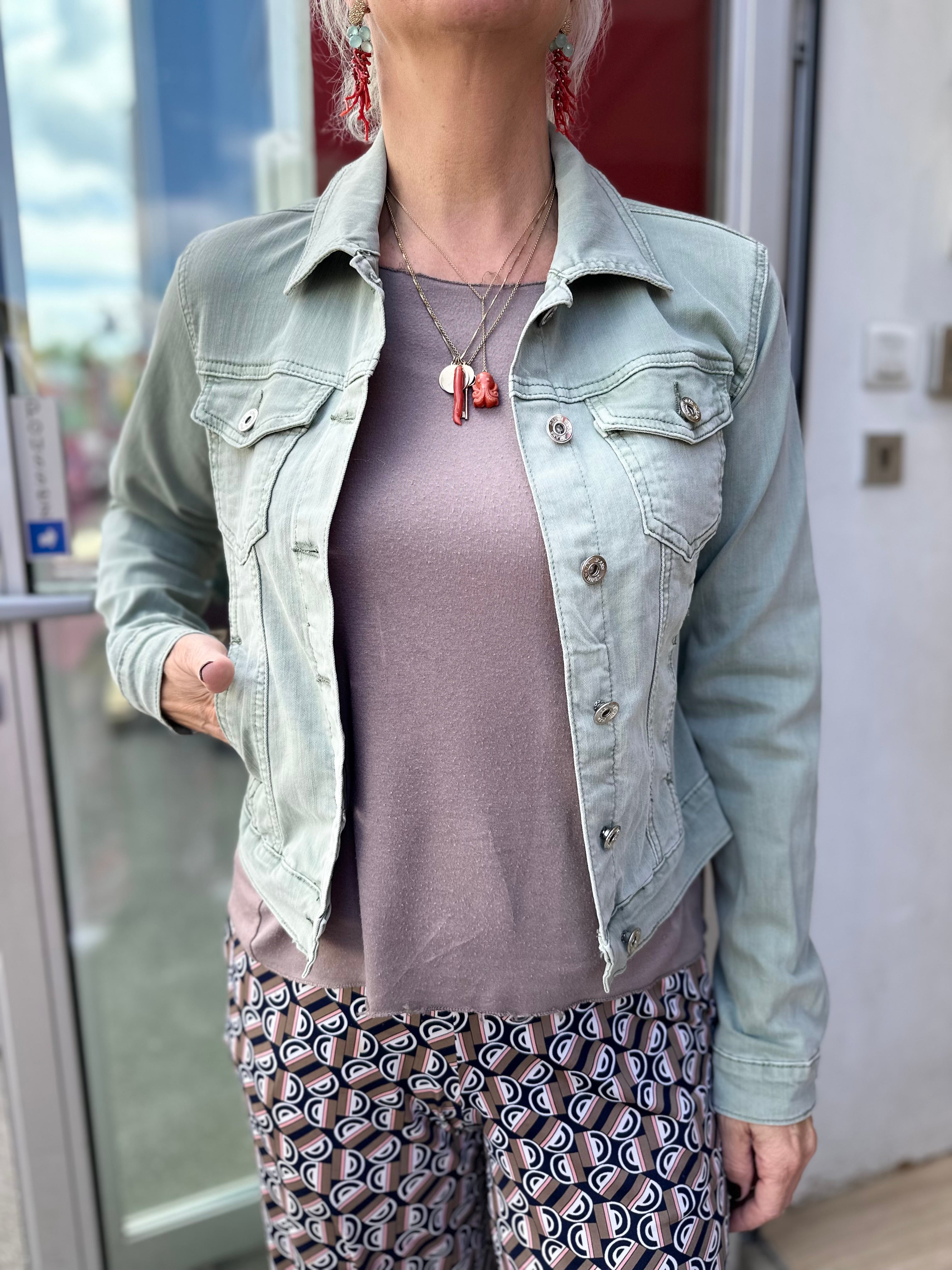 Jeansjacke Camille in 5 Farben vom Hamburger Modelabel stegmann mode