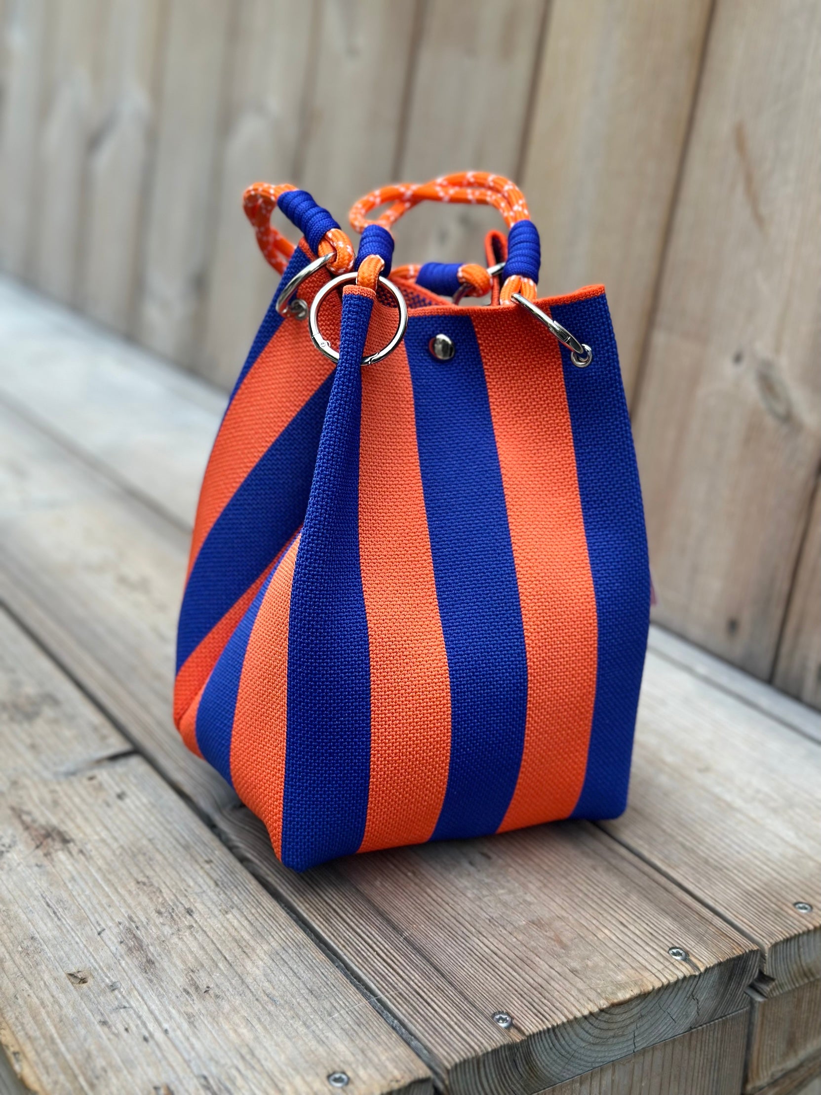 Canvas Bucket Bag blau orange gestreift vom Hamburger Modelabel Stegmann Mode