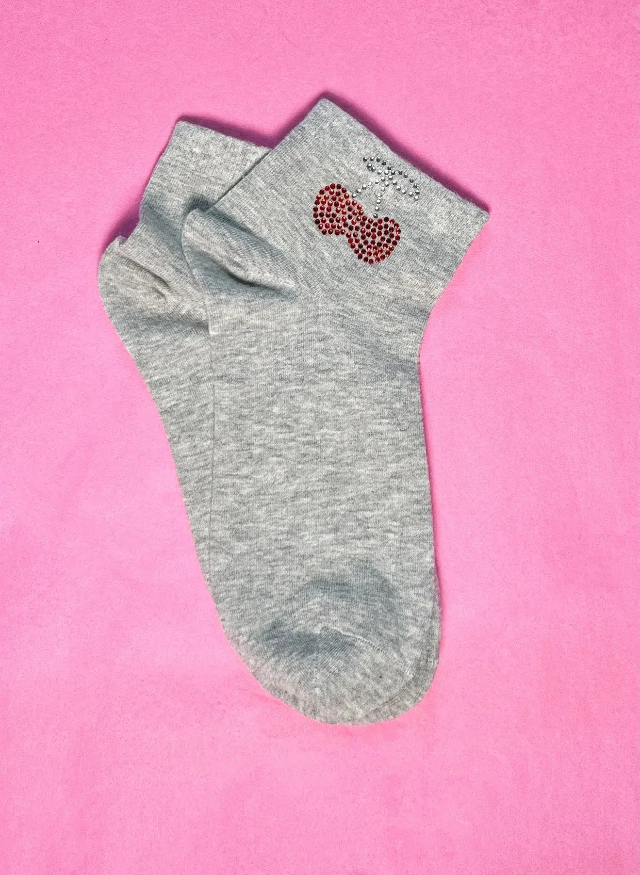 Graue Socken mit Muster Kirsche kurz vom Hamburger Modelabel stegmann mode