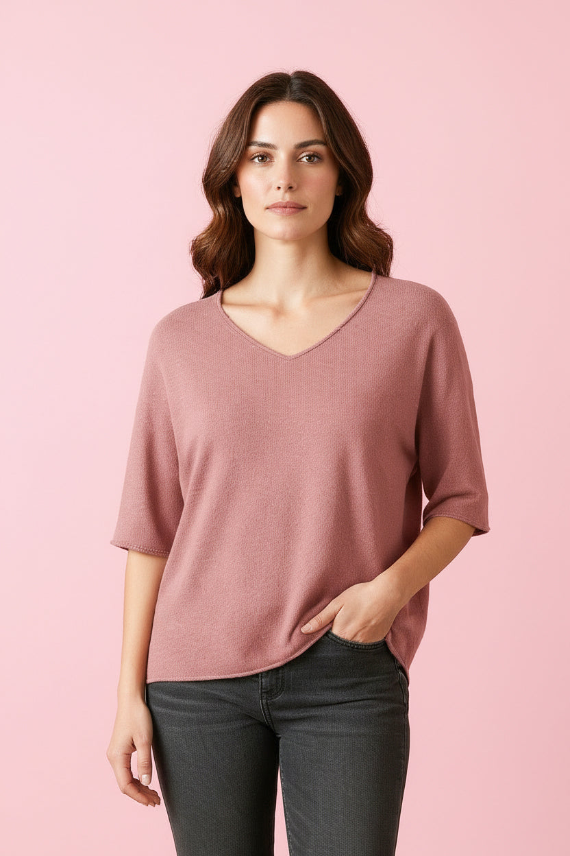 Produktfoto Pullover in Rose Chine mit V-Ausschnitt und Halbarm vom Hamburger Modelabel stegmann mode