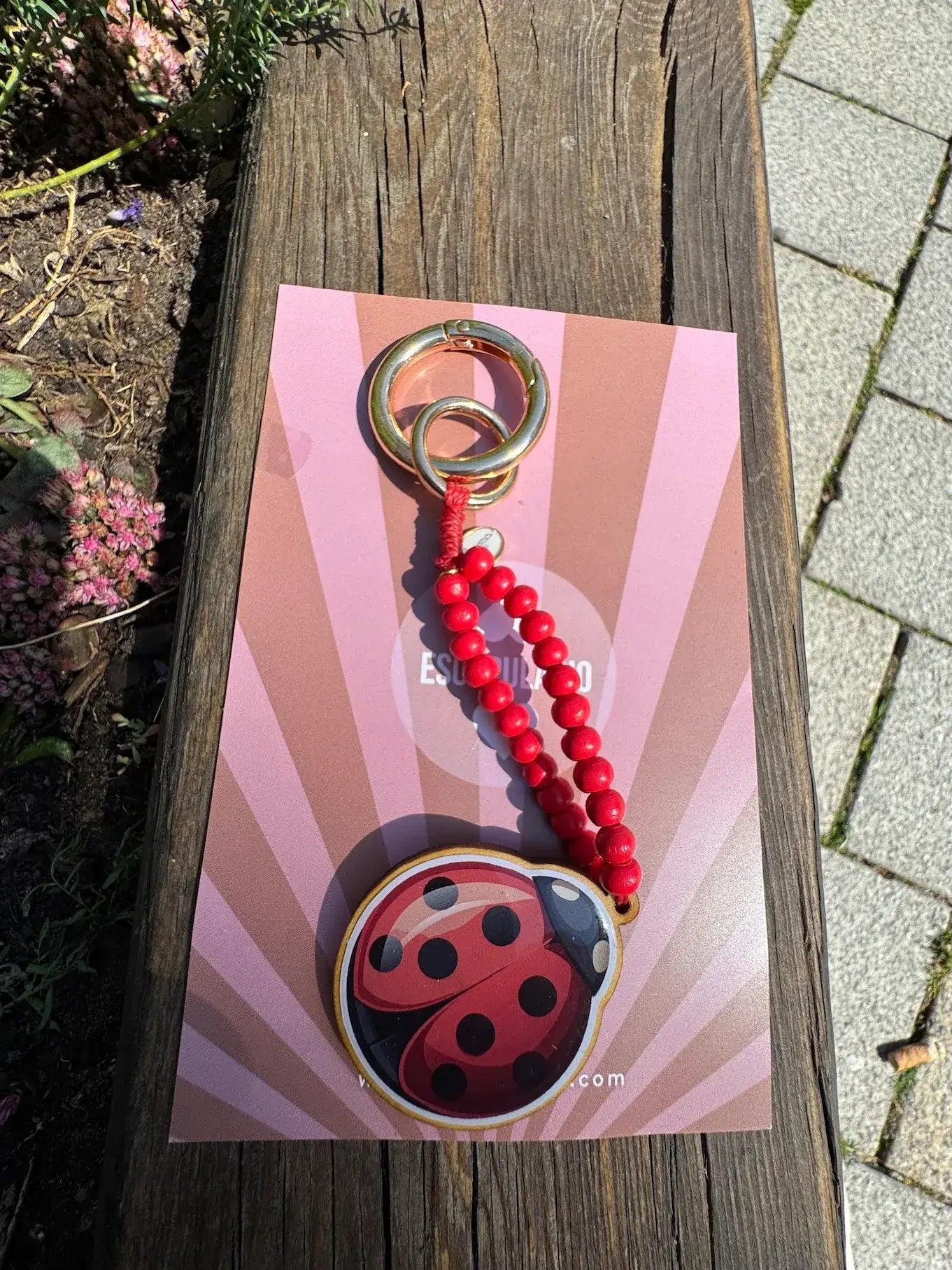 Taschen und Schlüsselanhänger mit Marienkäfer Motiv vom Hamburger Modelabel stegmann mode