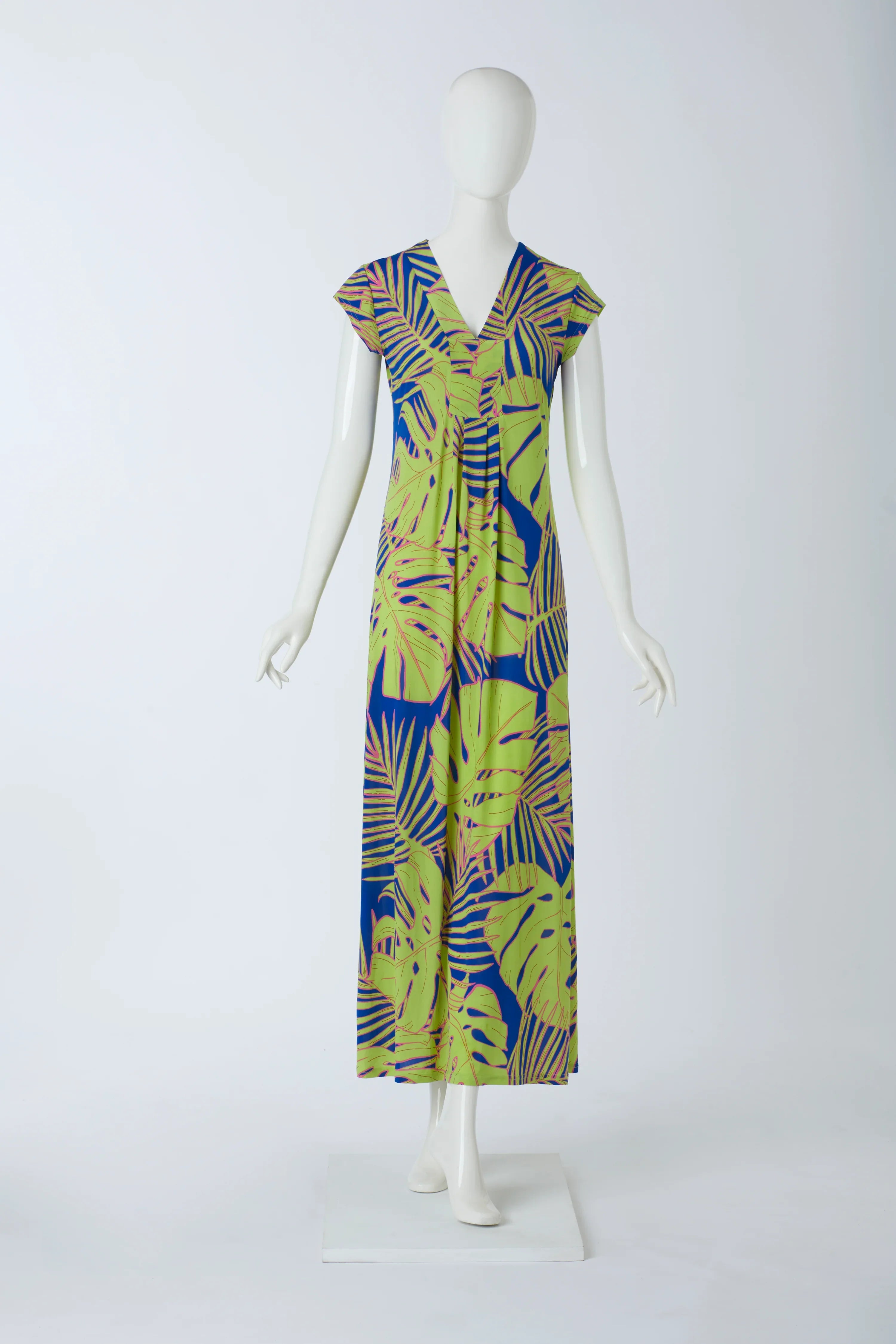 Langes Kleid mit Muster von dem Hamburger Modelabel stegmann mode