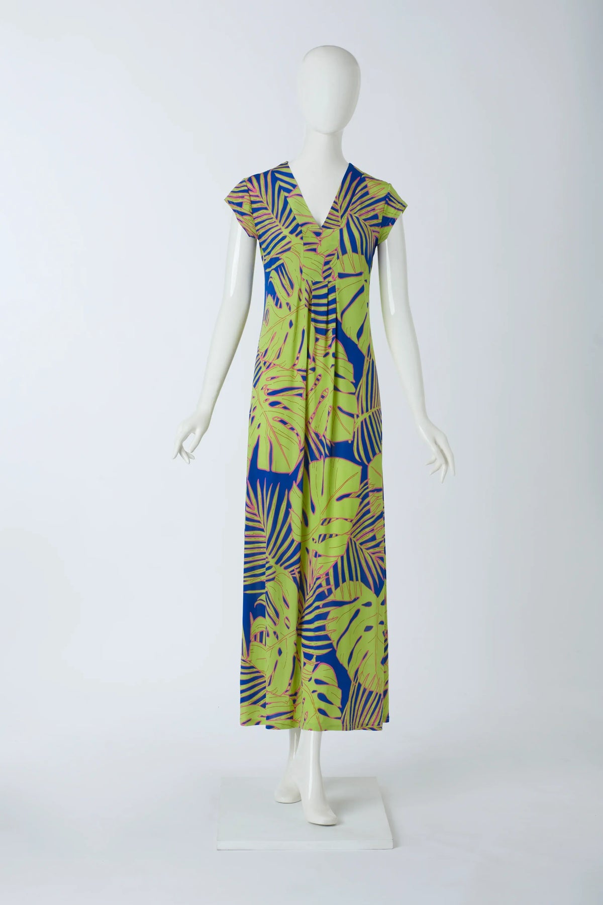 Langes Kleid mit Muster von dem Hamburger Modelabel stegmann mode