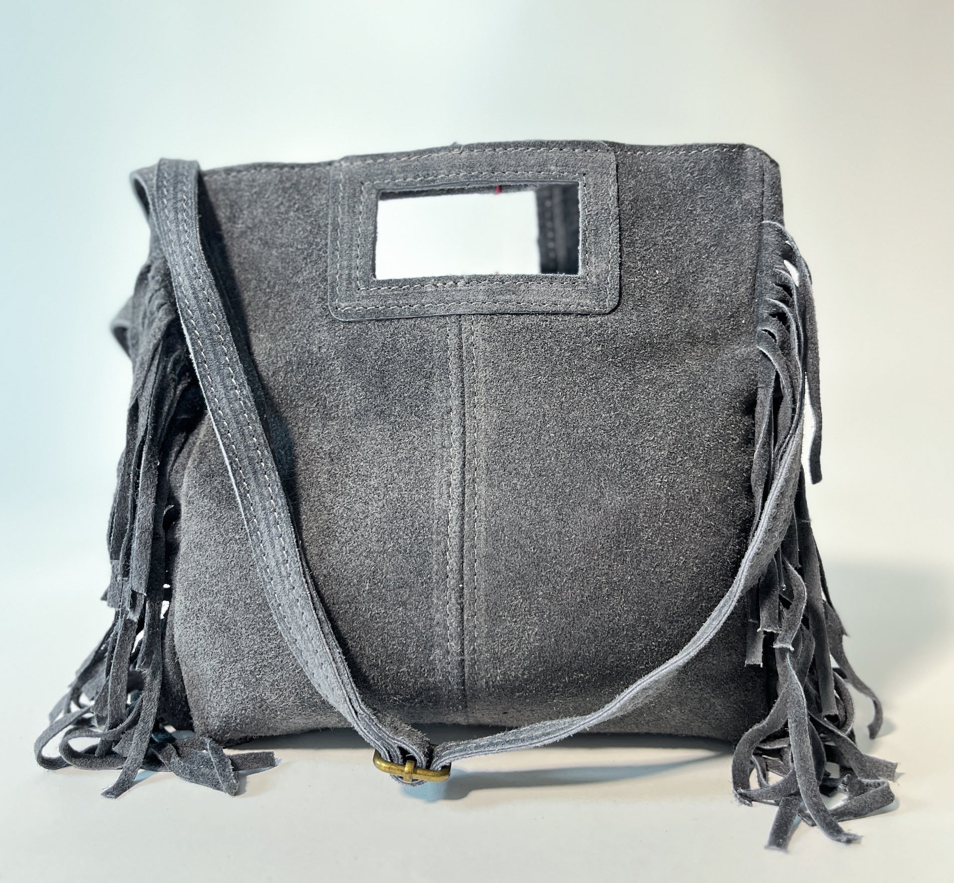 angesagte Fransentasche in Grau vom Hamburger Modelabel stegmann mode