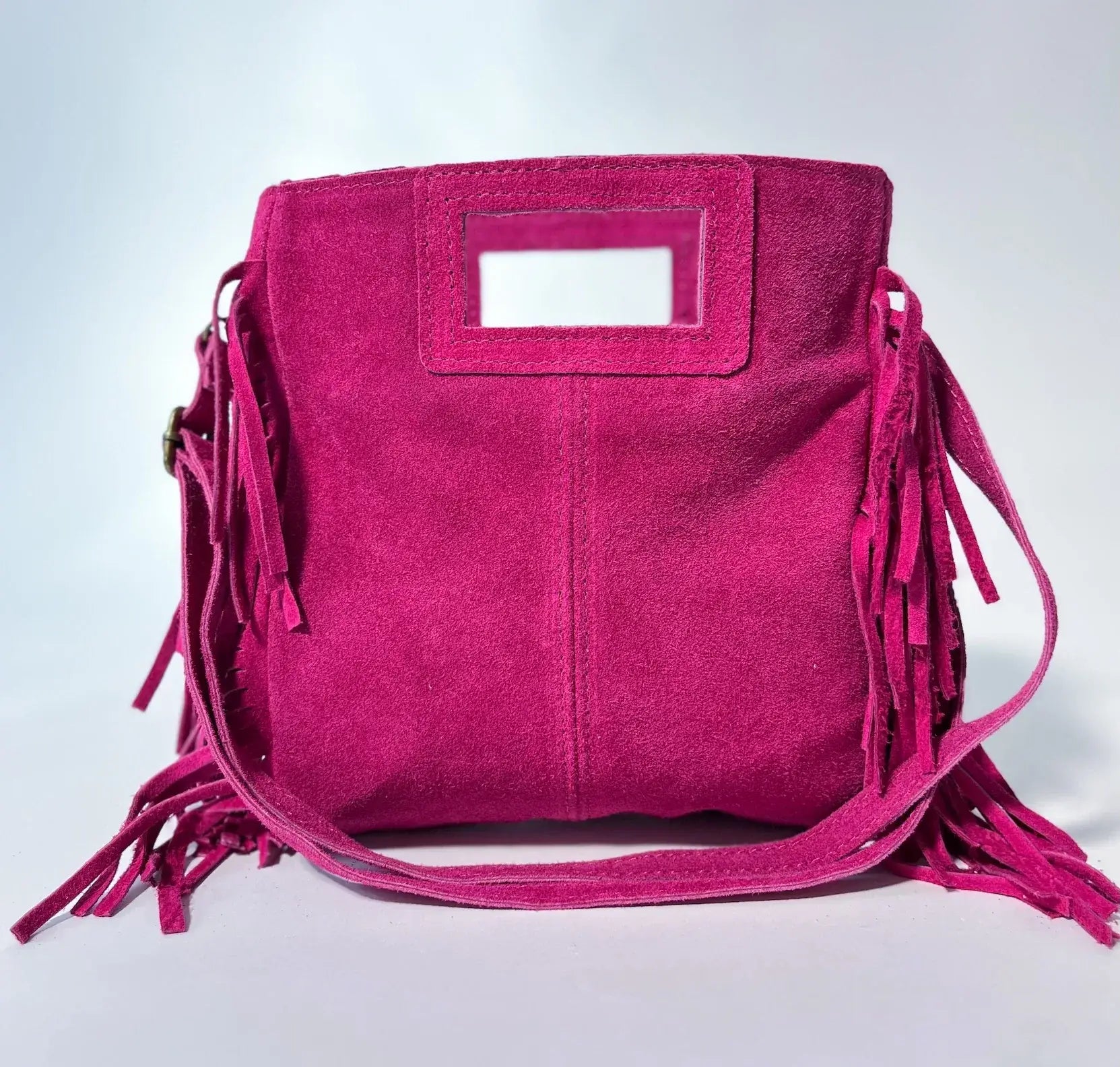 angesagte Fransentasche in Magenta vom Hamburger Modelabel stegmann mode