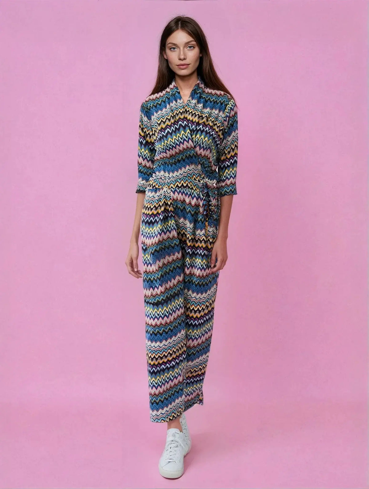 Jumpsuit mit Muster vom Hamburger Modelalabel stegmann mode