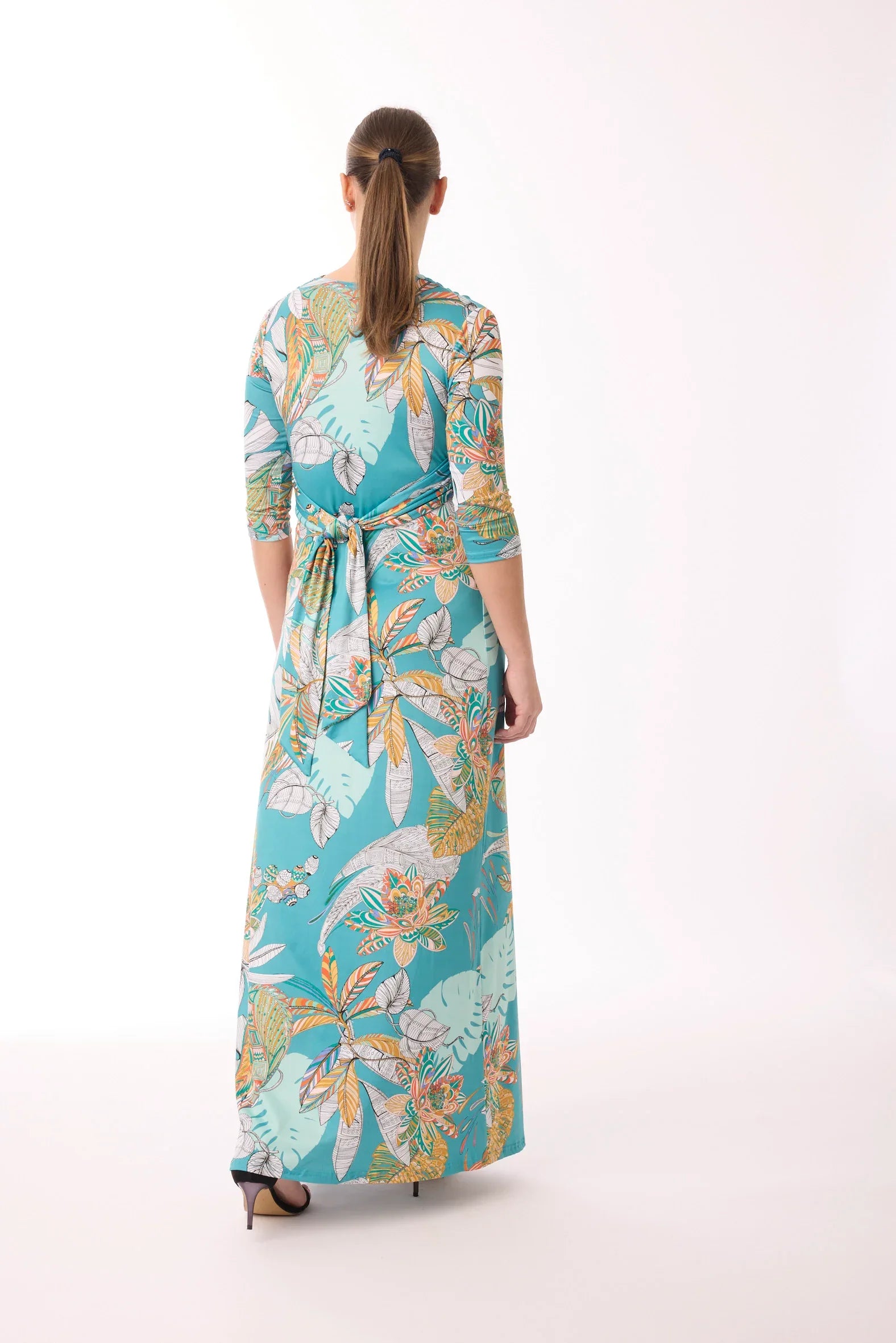 Langes Kleid mit Muster von dem Hamburger Modelabel stegmann mode