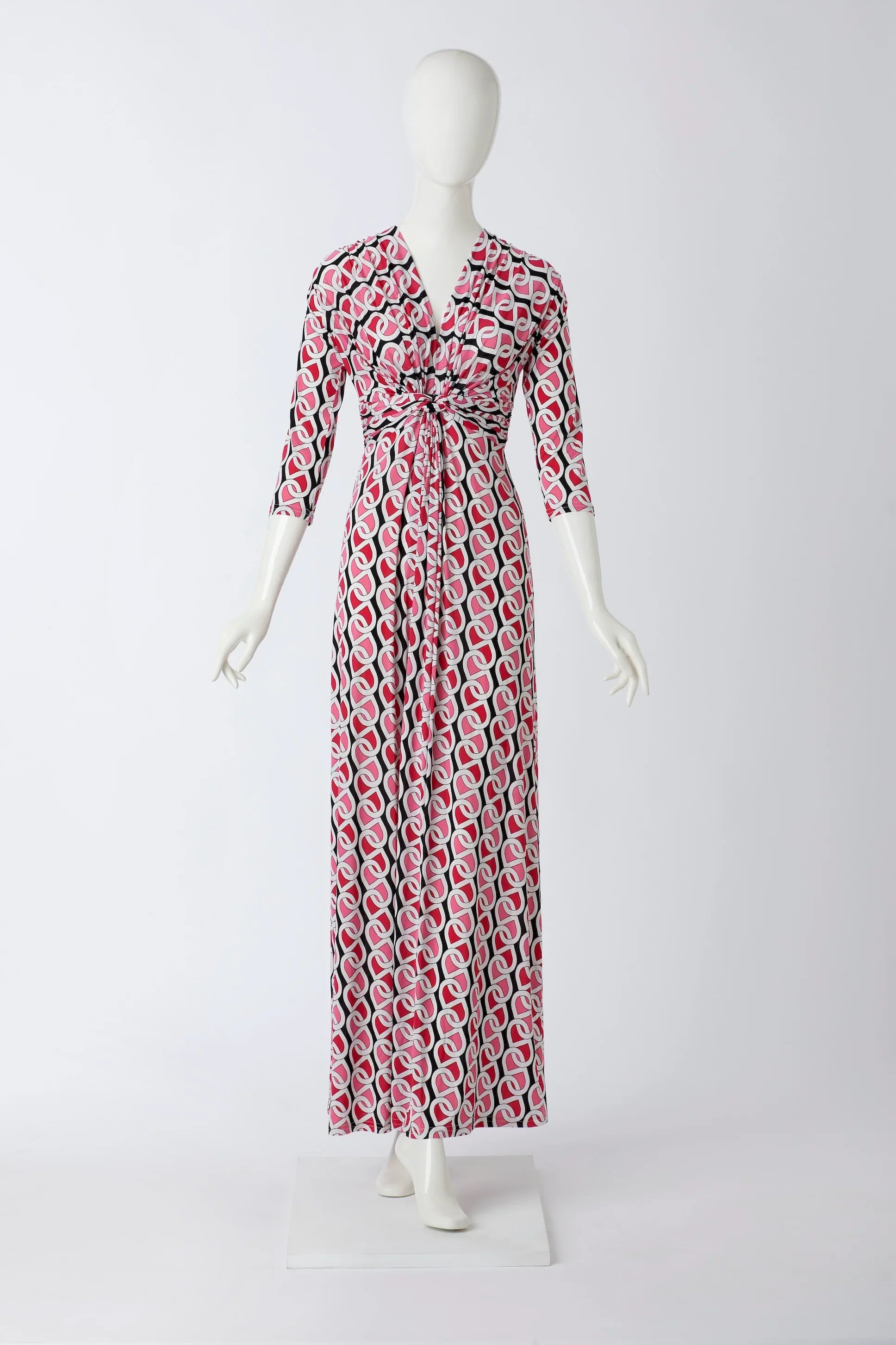 Langes Kleid mit Muster von dem Hamburger Modelabel stegmann mode