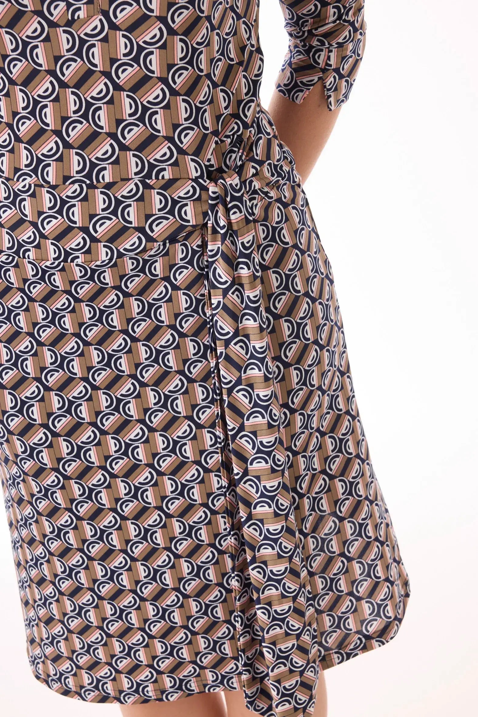 Kleid mit Muster von dem Hamburger Modelabel stegmann mode