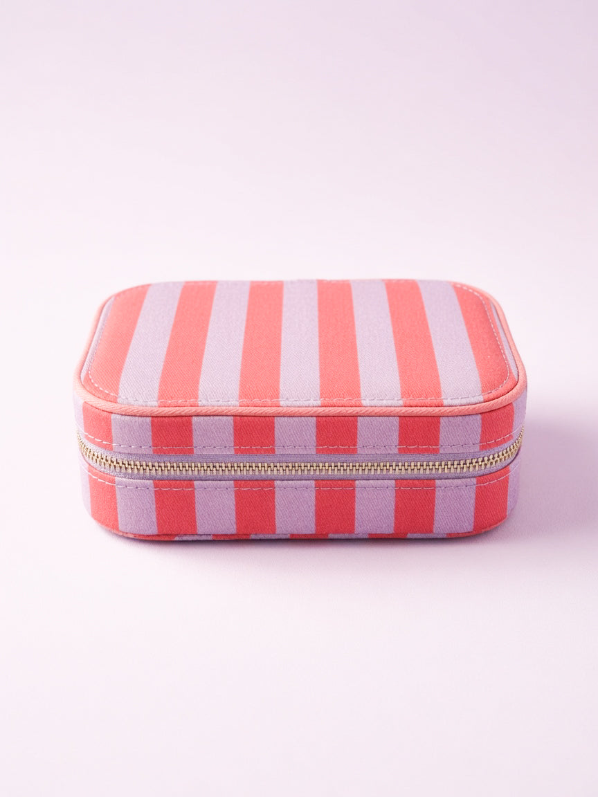 Kleines Schmucketui in der Farbe Rot / Lila vom Hamburger Modelabel stegmann mode