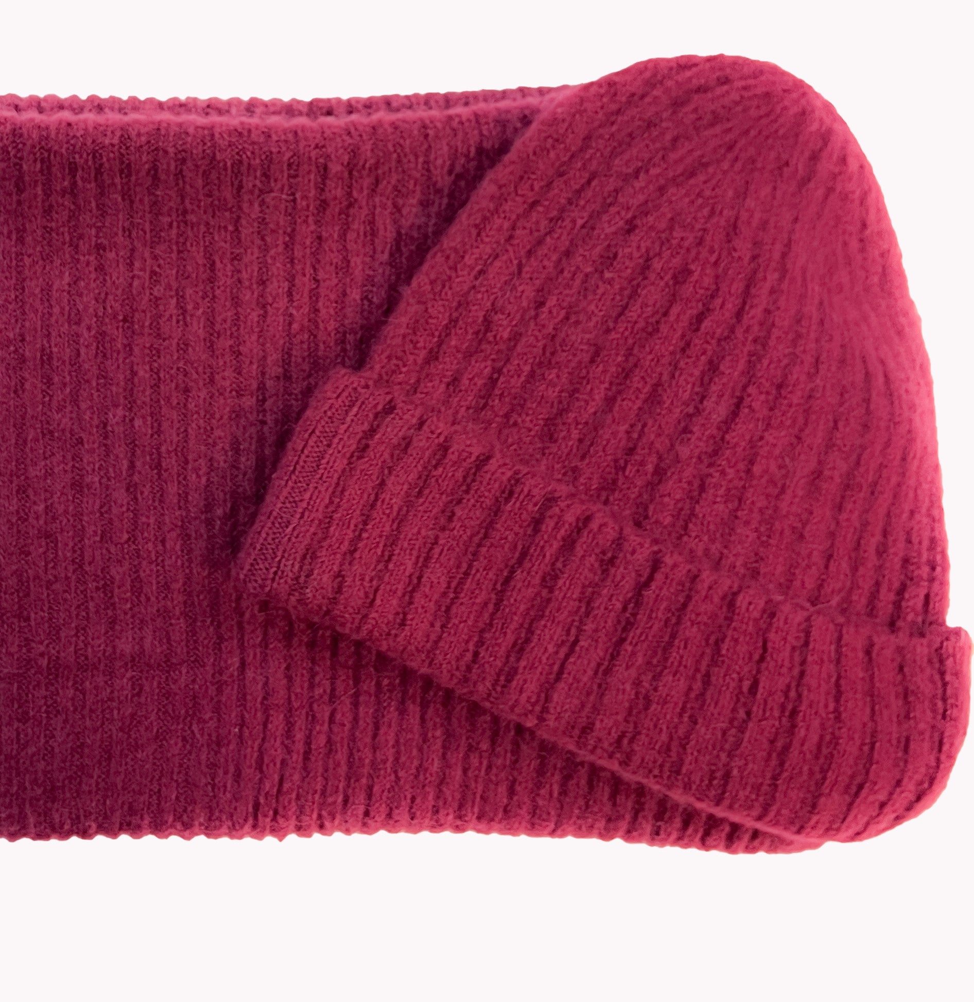 Produktfoto vom Set bestehend aus Schal und Mütze in Burgundy vom Hamburger Modelabel stegmann mode