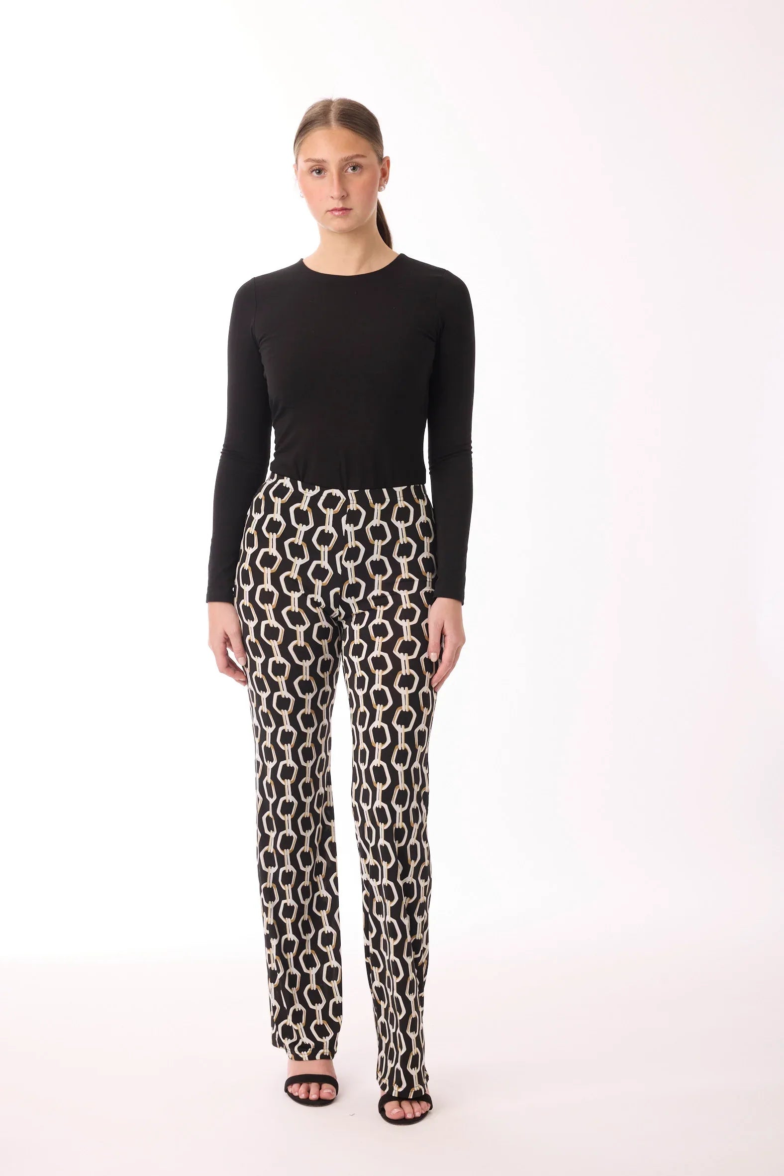 Stoffhose mit Muster von dem Hamburger Modelabel stegmann mode