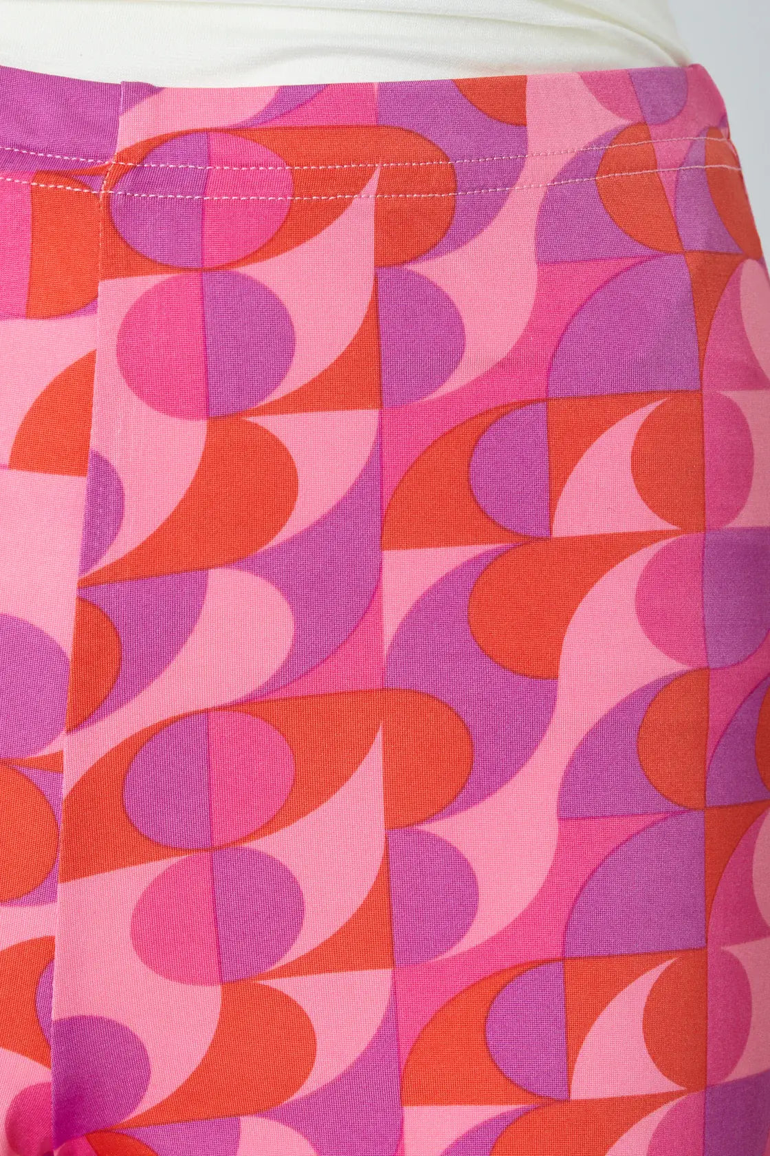 Stoffhose mit Muster von dem Hamburger Modelabel stegmann mode