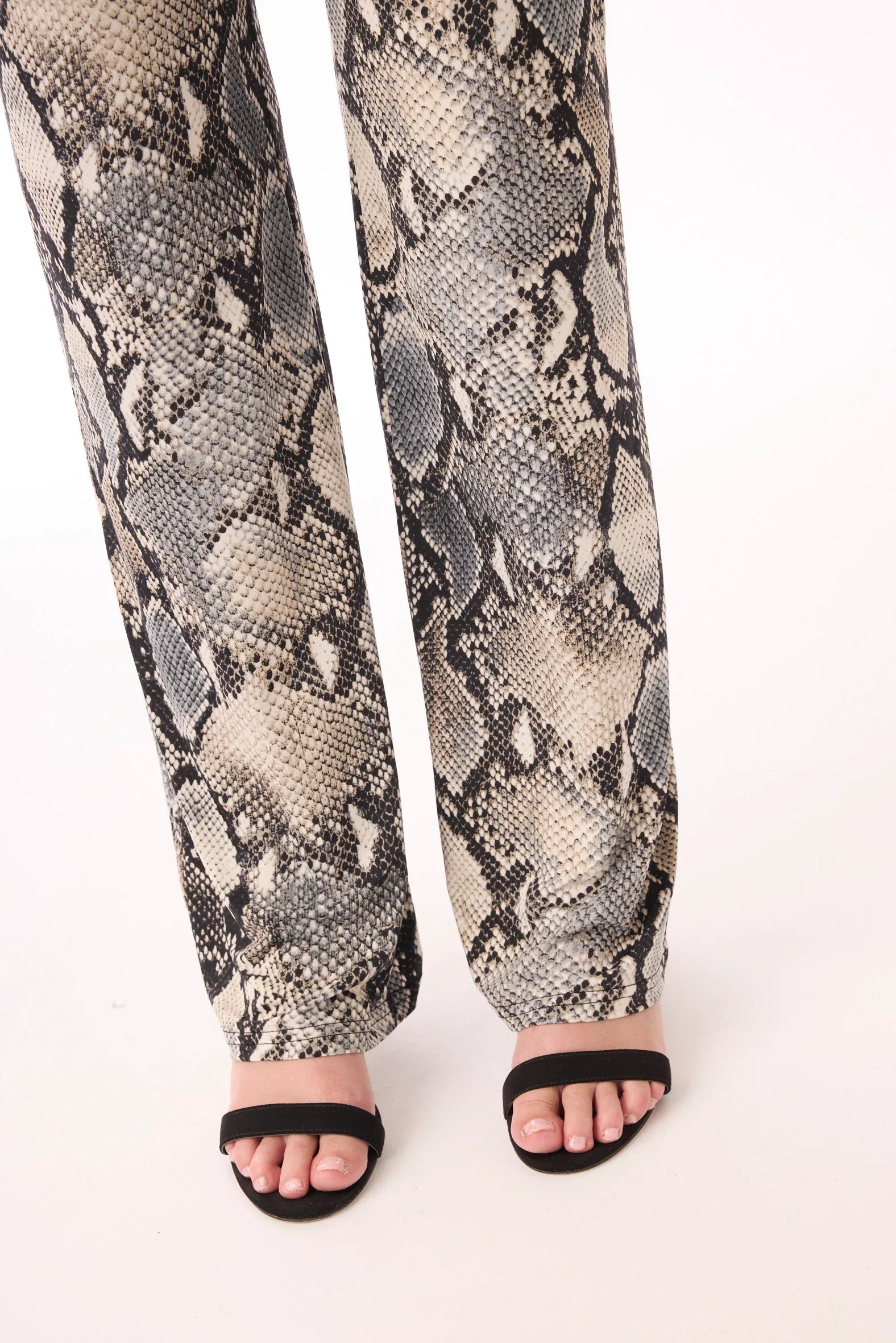 Stoffhose mit Muster von dem Hamburger Modelabel stegmann mode