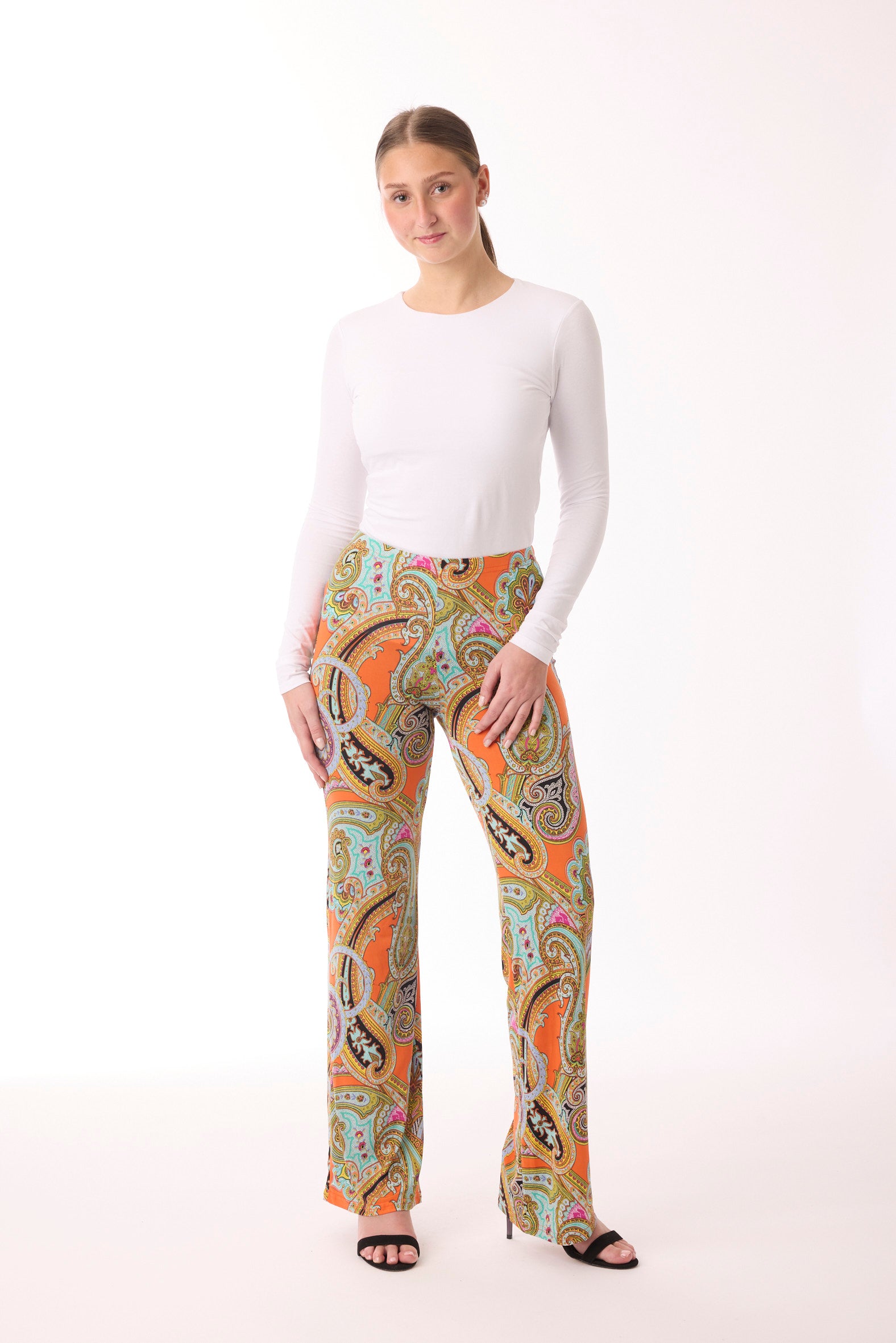 Stoffhose mit Muster von dem Hamburger Modelabel stegmann mode