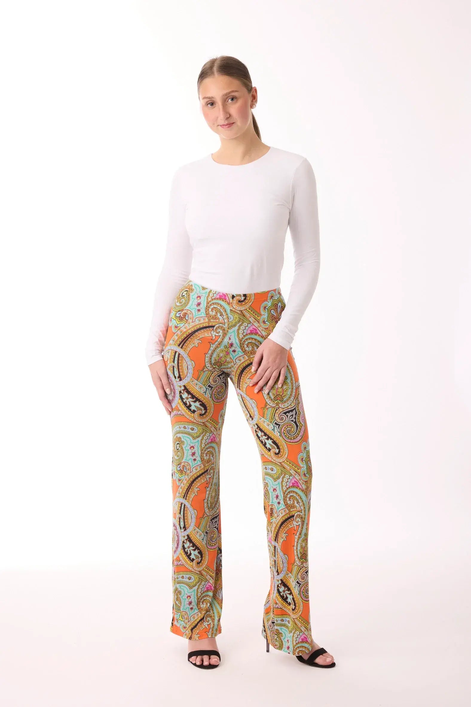 Stoffhose mit Muster von dem Hamburger Modelabel stegmann mode