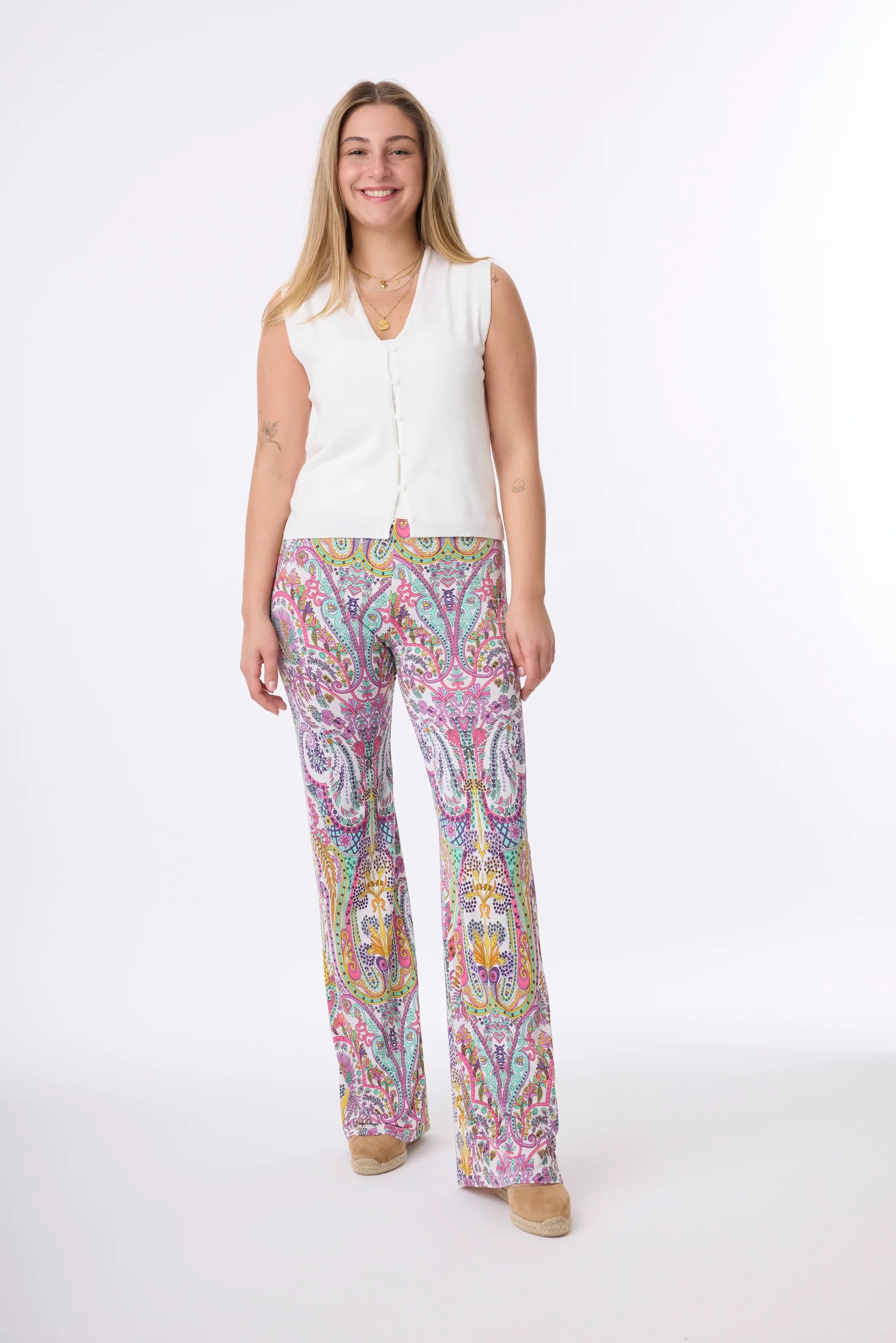 Stoffhose im Print Cashmere Palais vom Hamburger Modelabel stegmann mode