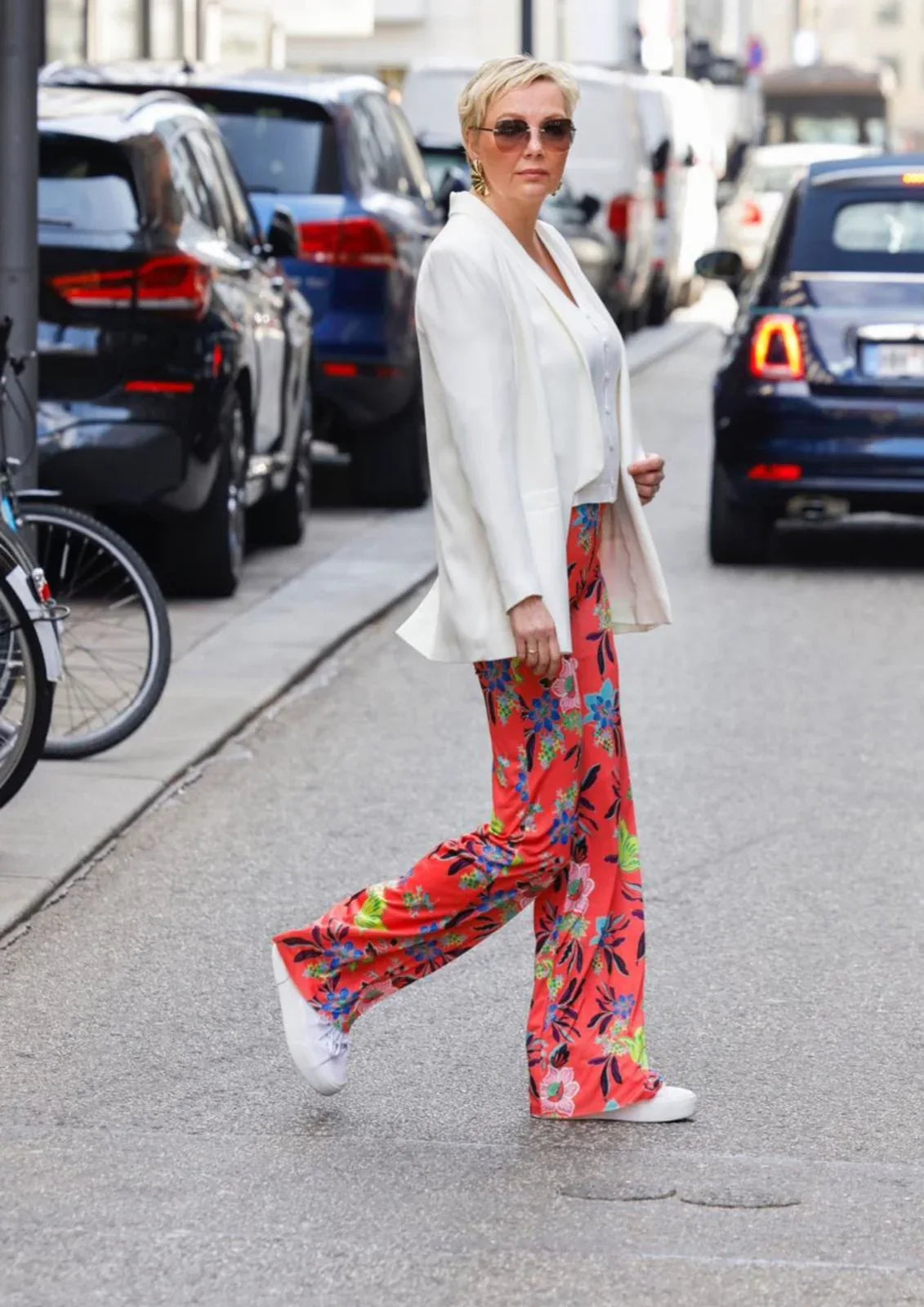 Stoffhose mit Muster vom Hamburger Modelabel stegmann mode