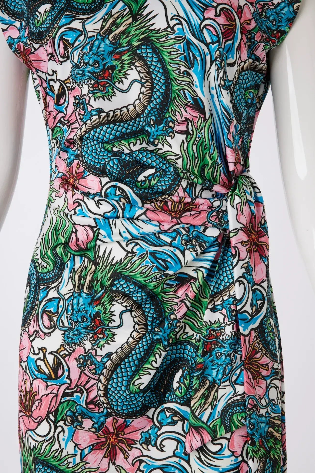 Elegantes Sommerkleid mit Muster von dem Hamburger Modelabel stegmann mode